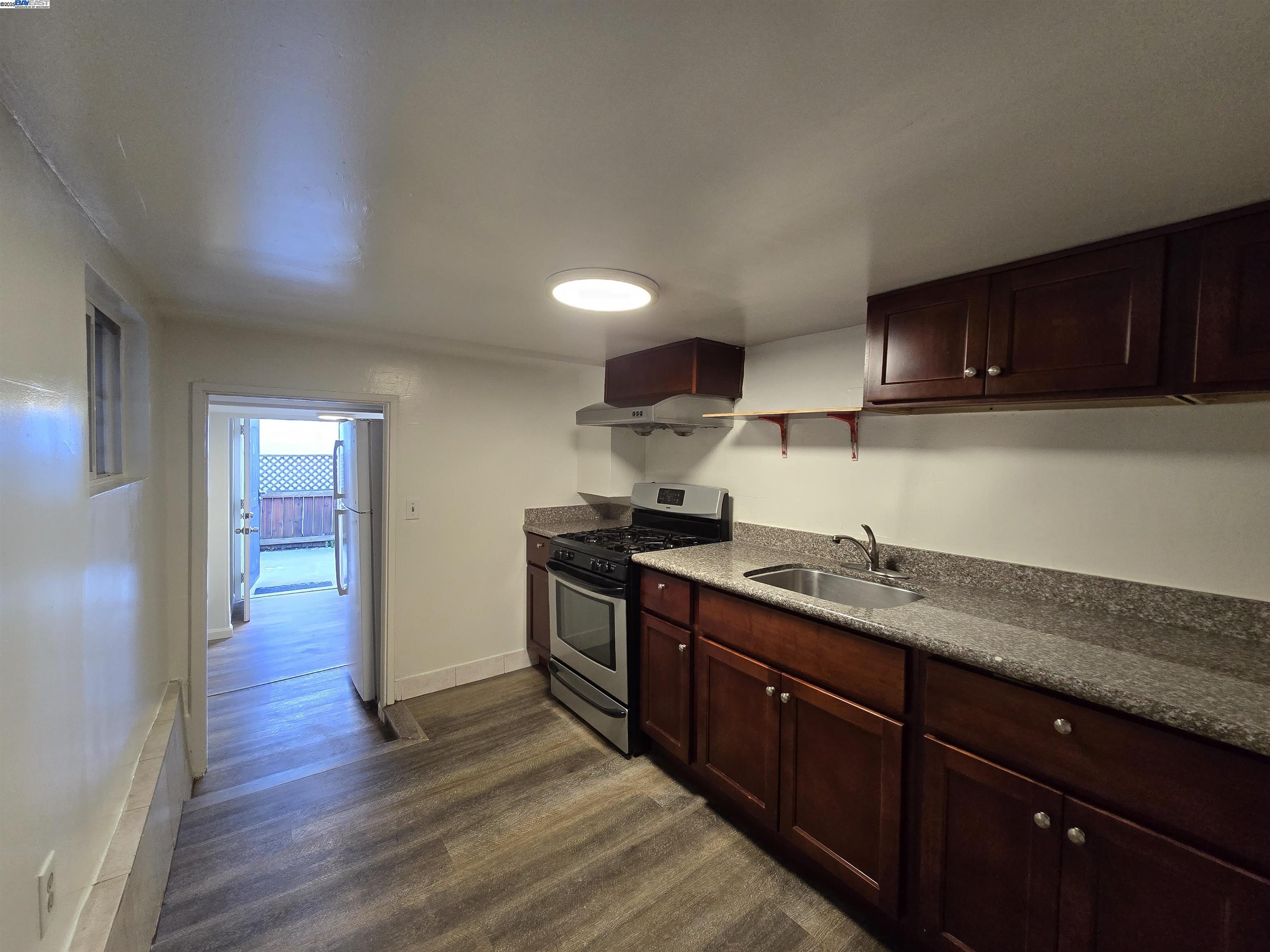 2954 Delaware St, Oakland, California 94602, 3 Bedrooms Bedrooms, 6 Rooms Rooms,1 BathroomBathrooms,Residential,For Sale,2954 Delaware St,41102282