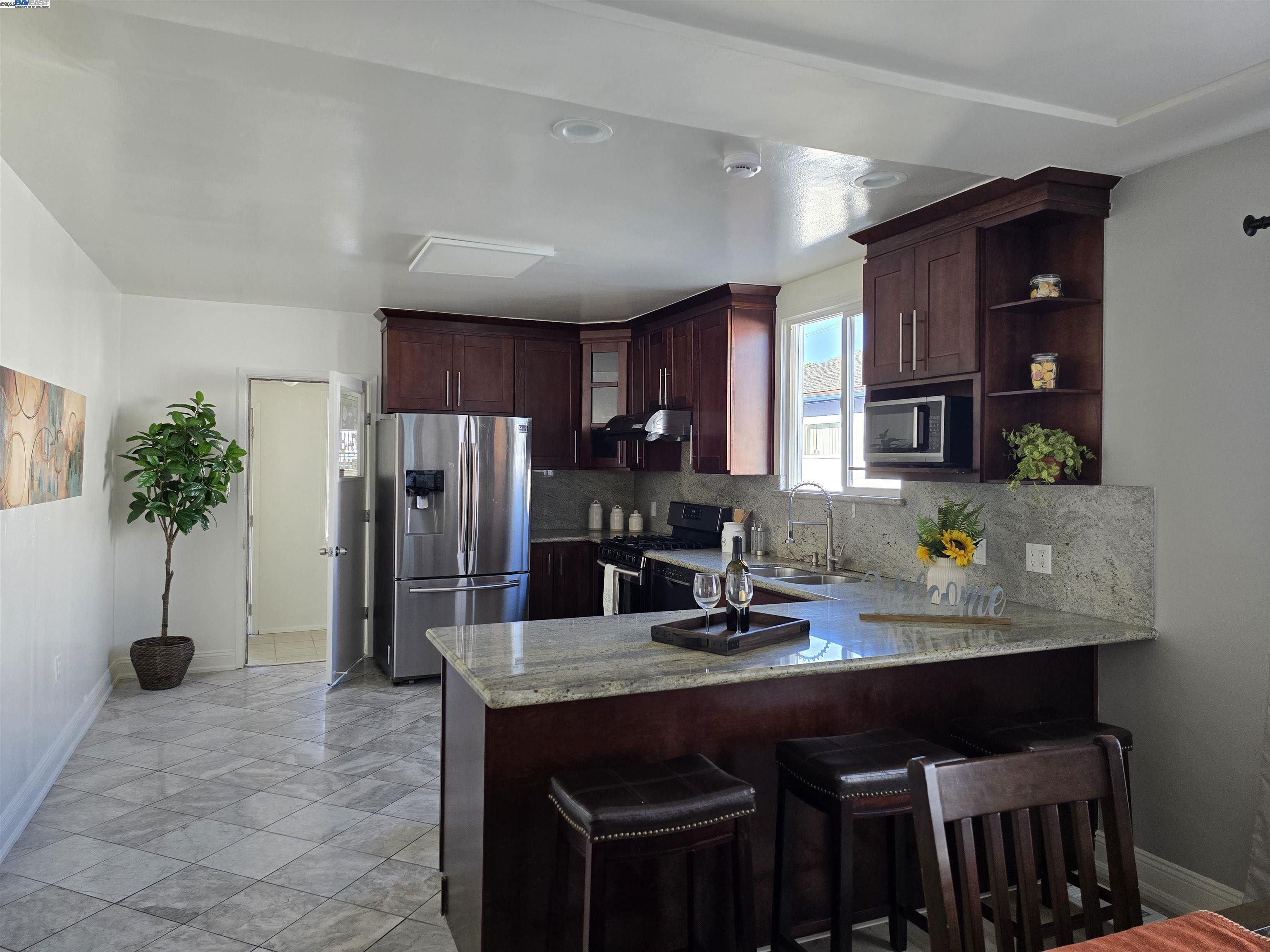 2954 Delaware St, Oakland, California 94602, 3 Bedrooms Bedrooms, 6 Rooms Rooms,1 BathroomBathrooms,Residential,For Sale,2954 Delaware St,41102282