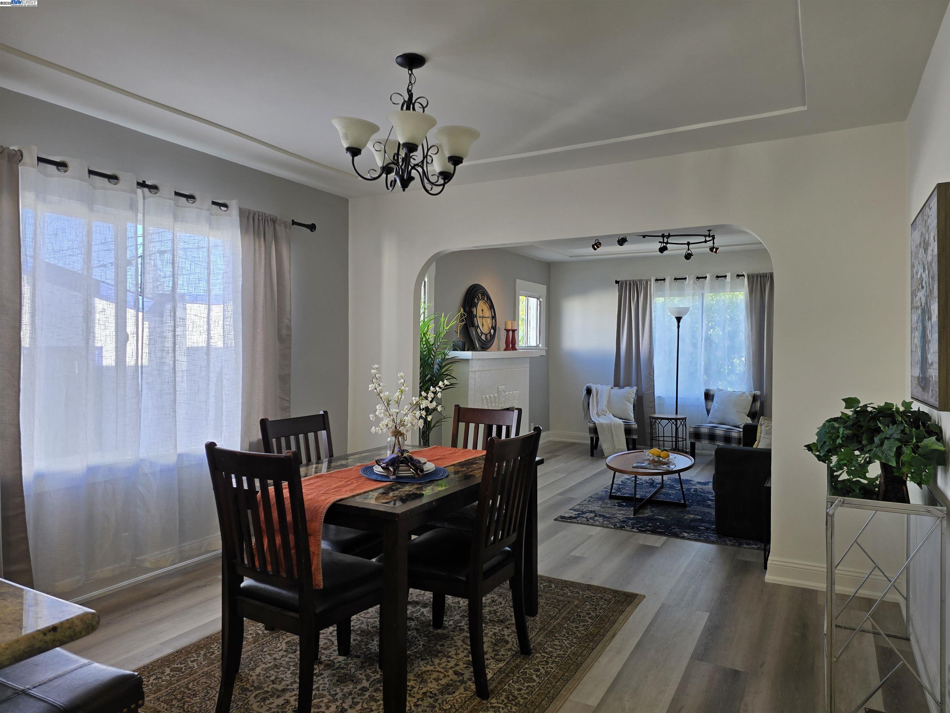 2954 Delaware St, Oakland, California 94602, 3 Bedrooms Bedrooms, 6 Rooms Rooms,1 BathroomBathrooms,Residential,For Sale,2954 Delaware St,41102282