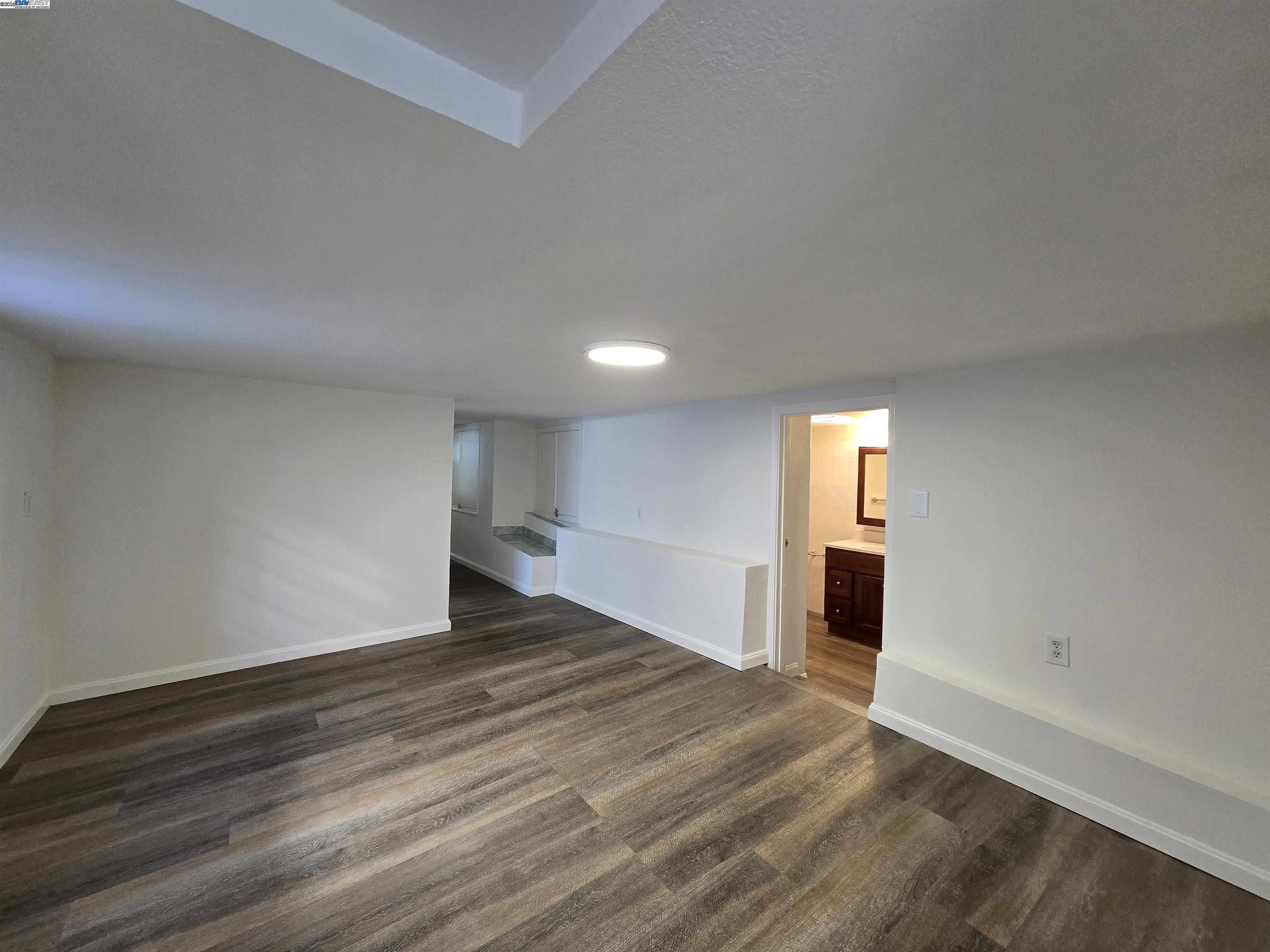 2954 Delaware St, Oakland, California 94602, 3 Bedrooms Bedrooms, 6 Rooms Rooms,1 BathroomBathrooms,Residential,For Sale,2954 Delaware St,41102282