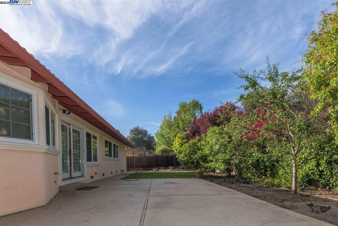 39610 Benavente Ave, Fremont, California 94539, 3 Bedrooms Bedrooms, 6 Rooms Rooms,2 BathroomsBathrooms,Residential Lease,For Rent,39610 Benavente Ave,41102287
