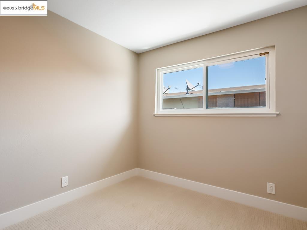Detail Gallery Image 16 of 32 For 337 Silvertip Ct, Milpitas,  CA 95035 - 3 Beds | 2 Baths