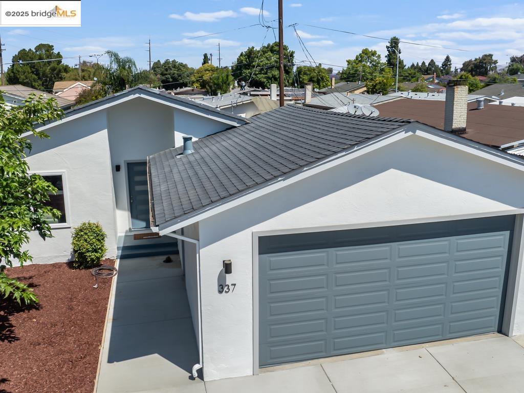 Detail Gallery Image 3 of 32 For 337 Silvertip Ct, Milpitas,  CA 95035 - 3 Beds | 2 Baths