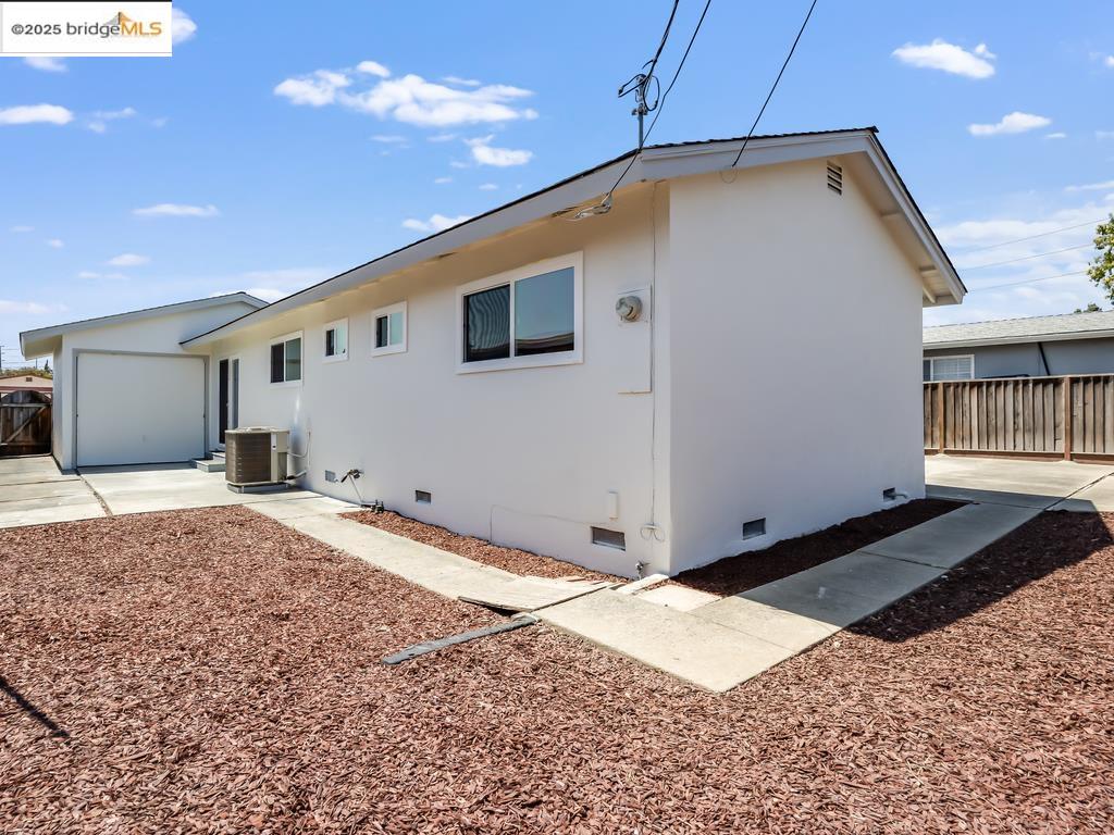Detail Gallery Image 23 of 32 For 337 Silvertip Ct, Milpitas,  CA 95035 - 3 Beds | 2 Baths
