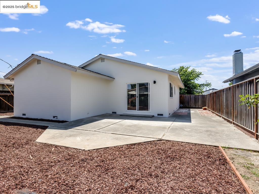 Detail Gallery Image 26 of 32 For 337 Silvertip Ct, Milpitas,  CA 95035 - 3 Beds | 2 Baths