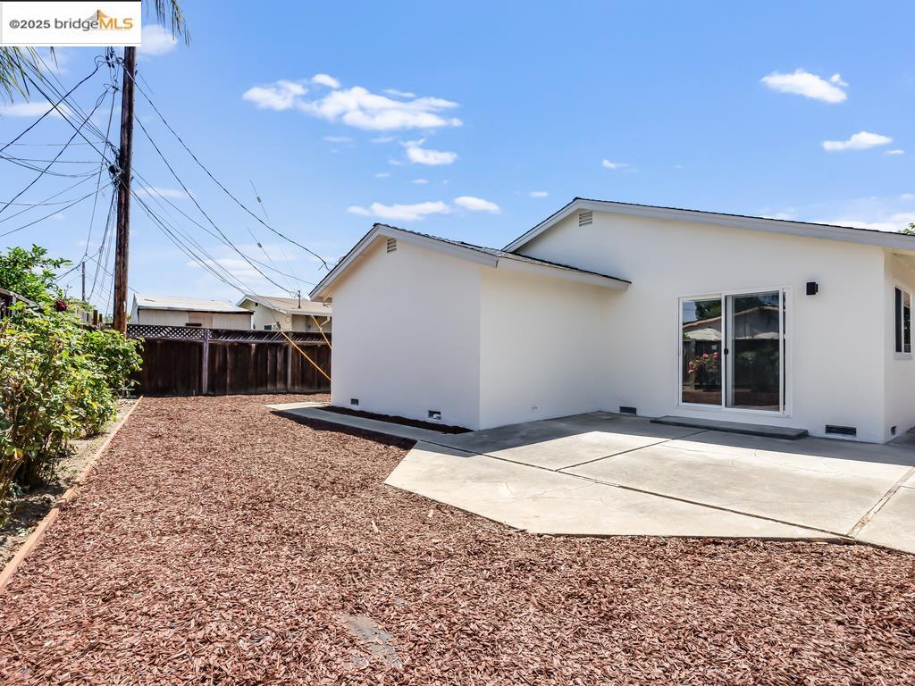 Detail Gallery Image 27 of 32 For 337 Silvertip Ct, Milpitas,  CA 95035 - 3 Beds | 2 Baths