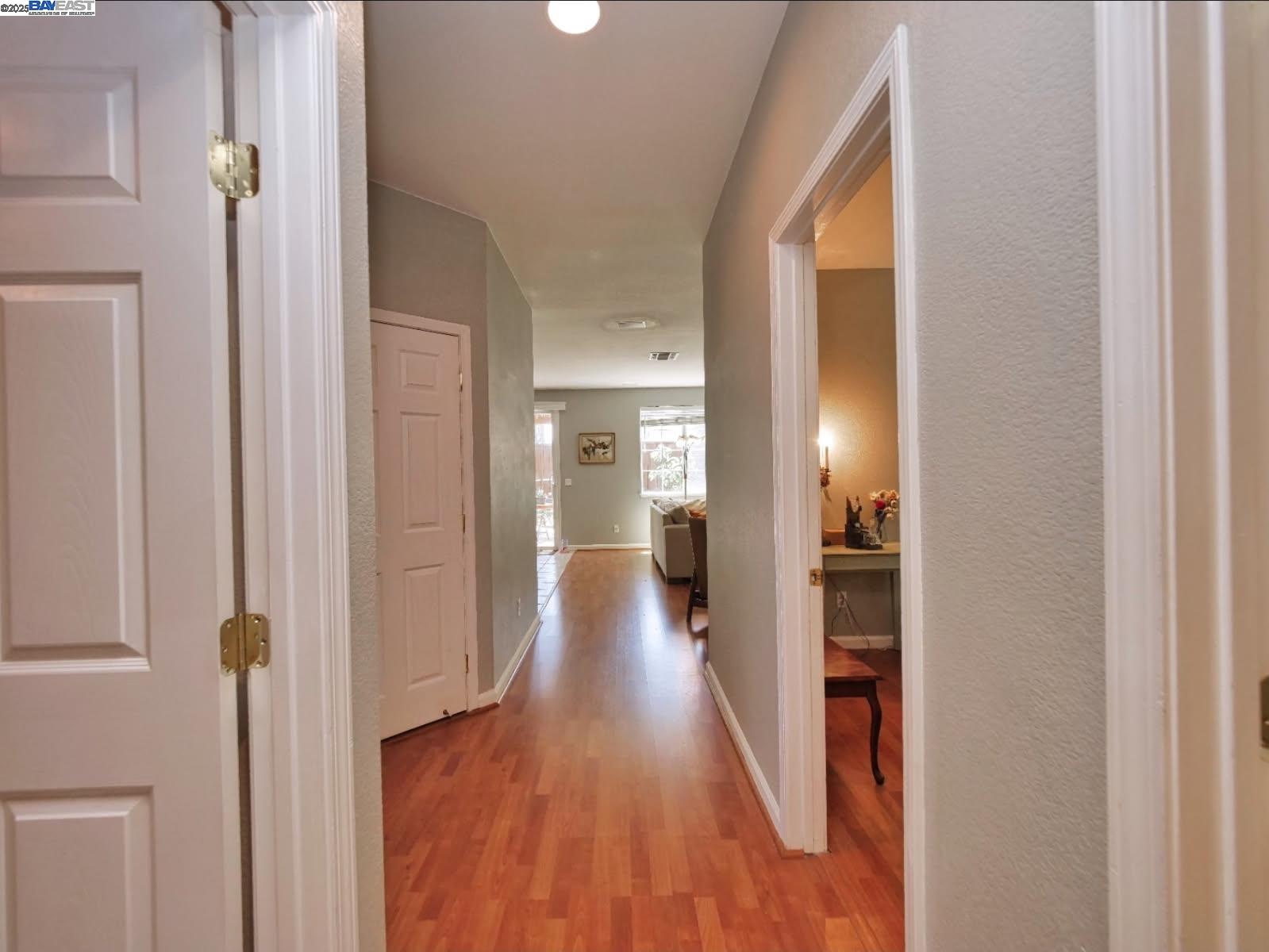 Detail Gallery Image 15 of 27 For 1242 Ne Tulloch, Tracy,  CA 95304 - 5 Beds | 3 Baths