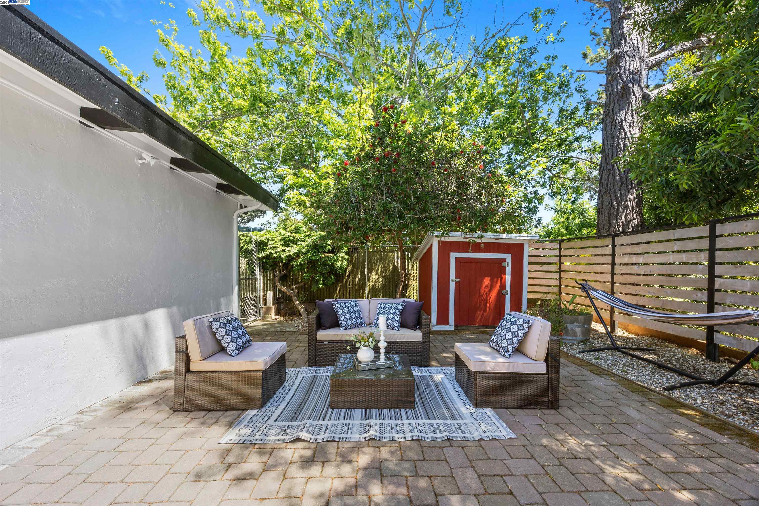 Detail Gallery Image 25 of 36 For 4600 Driftwood Ct, El Sobrante,  CA 94803 - 3 Beds | 2 Baths