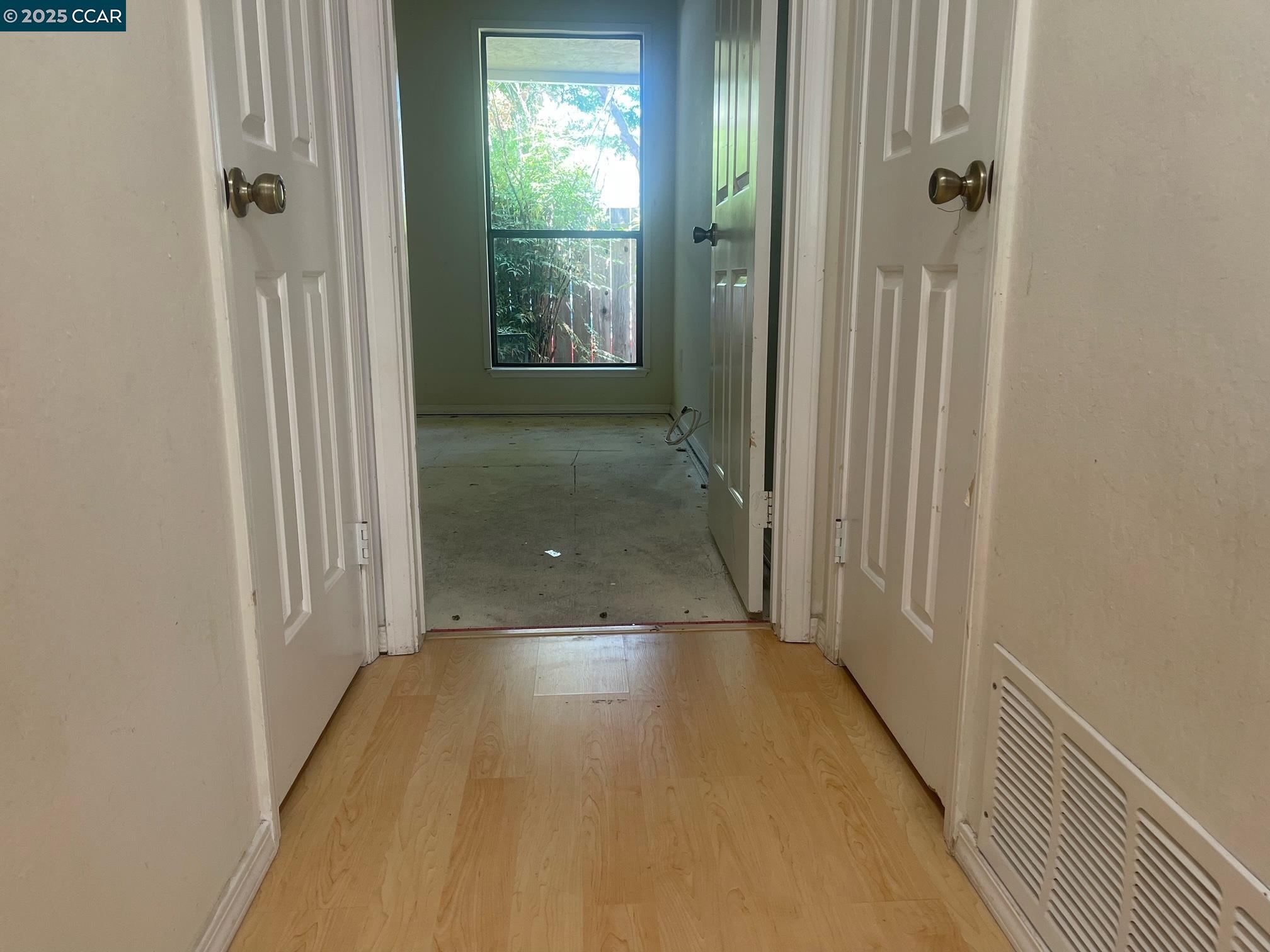 Photo #10: 41102310 Listing: Photo #10