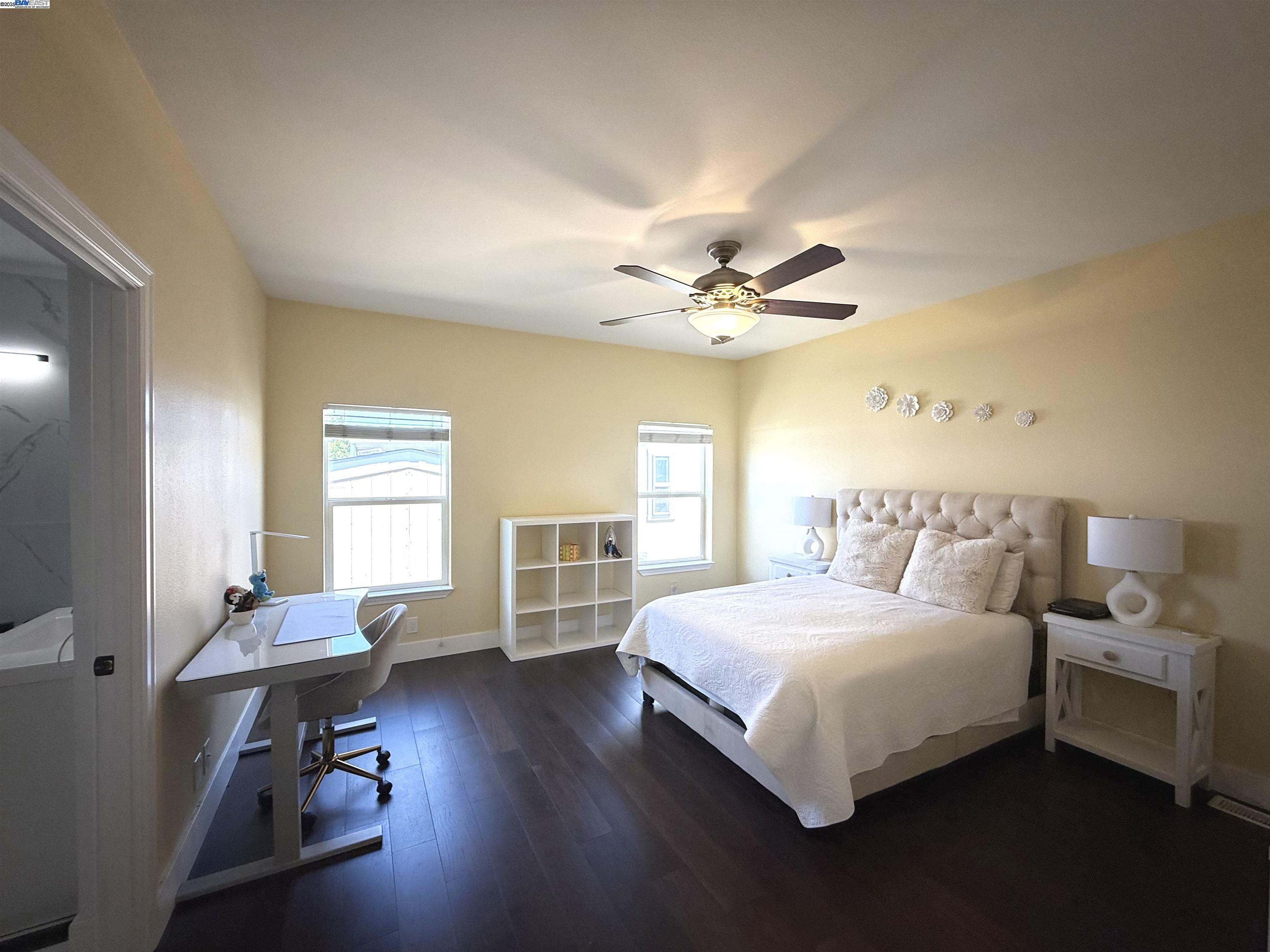 Detail Gallery Image 14 of 19 For 1225 Vienna Dr #450,  Sunnyvale,  CA 94089 - 3 Beds | 2 Baths