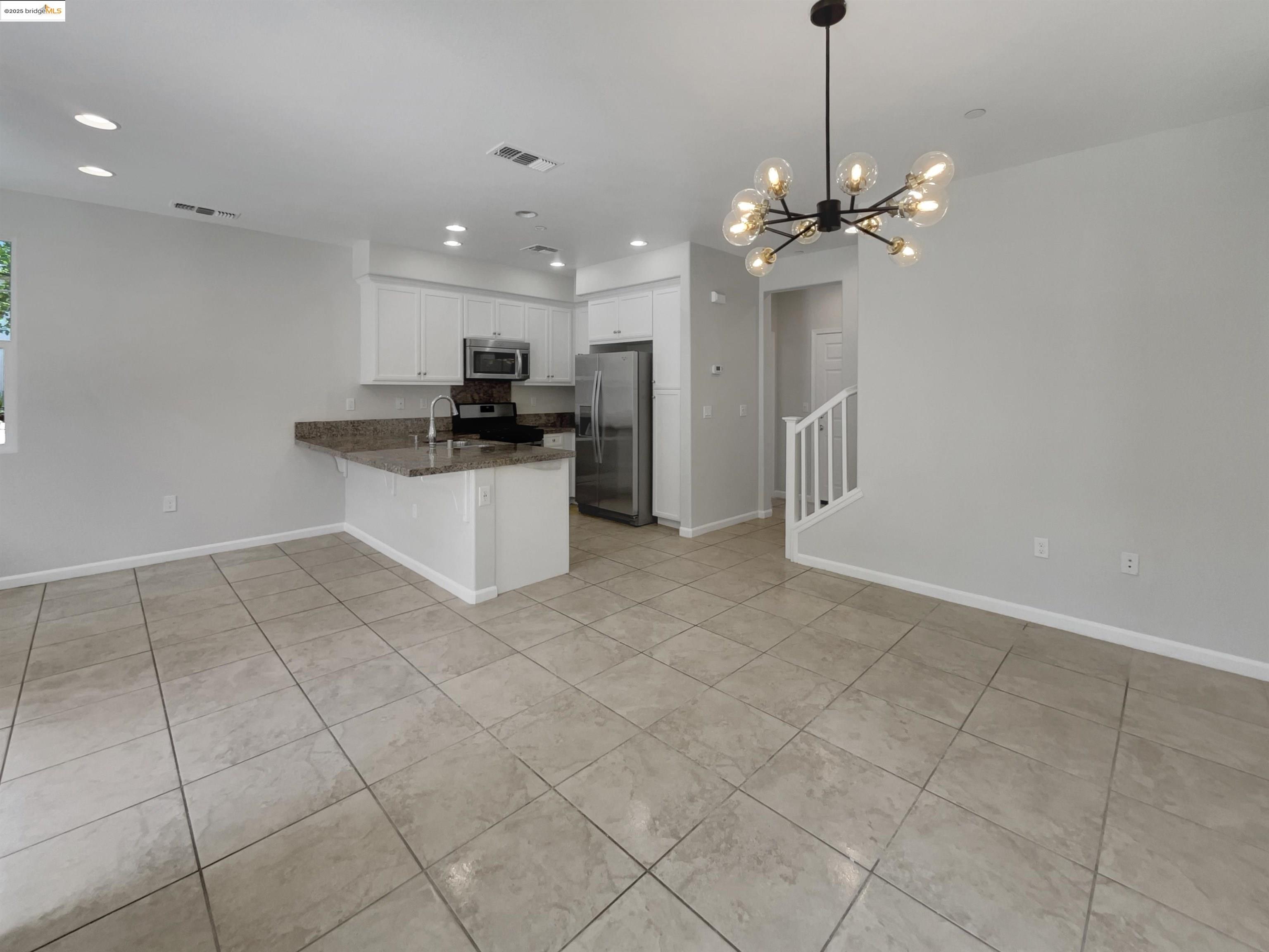 Detail Gallery Image 17 of 30 For 789 King Palm Ln, Brentwood,  CA 94513 - 3 Beds | 2/1 Baths