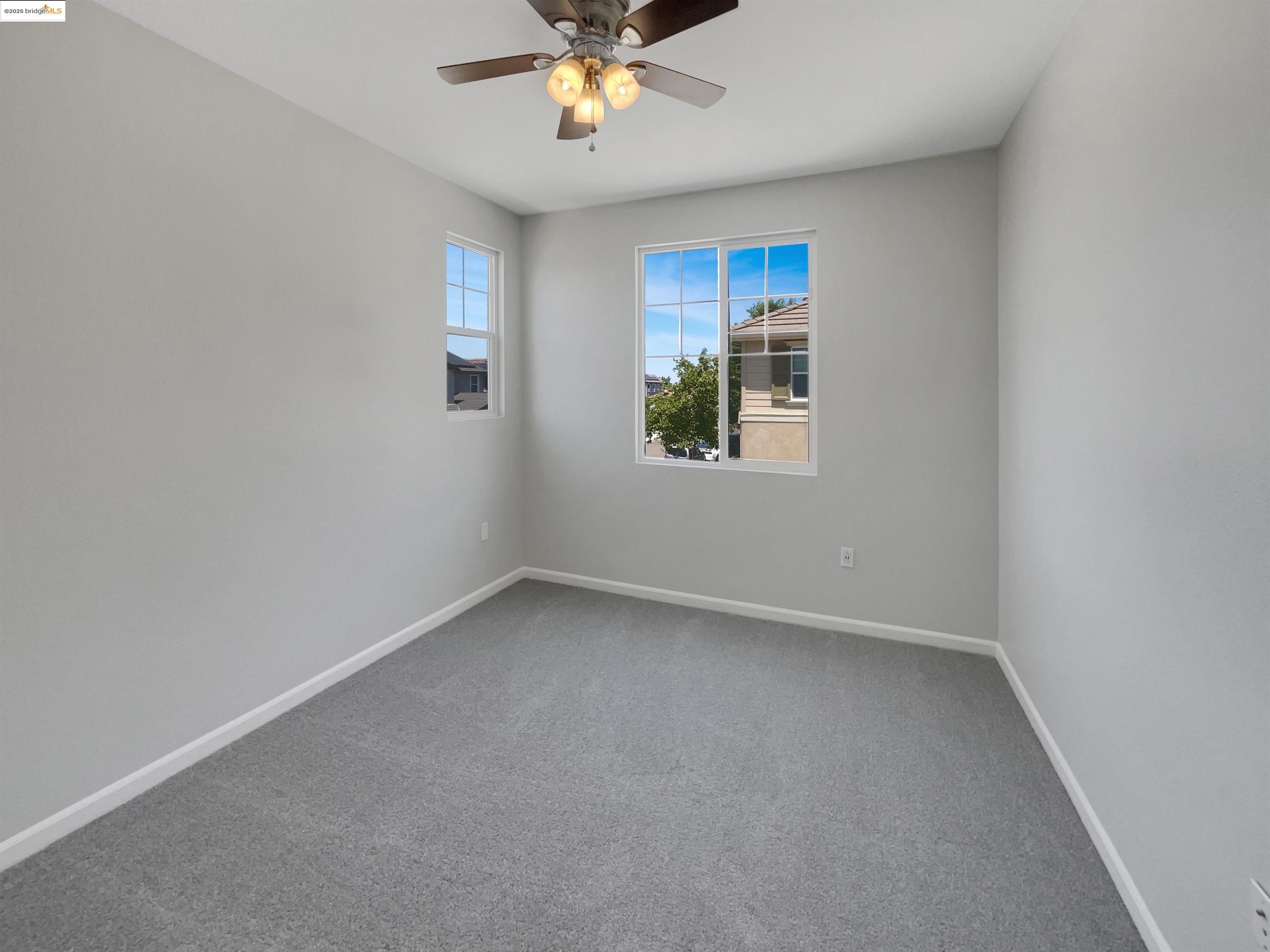 Detail Gallery Image 5 of 30 For 789 King Palm Ln, Brentwood,  CA 94513 - 3 Beds | 2/1 Baths