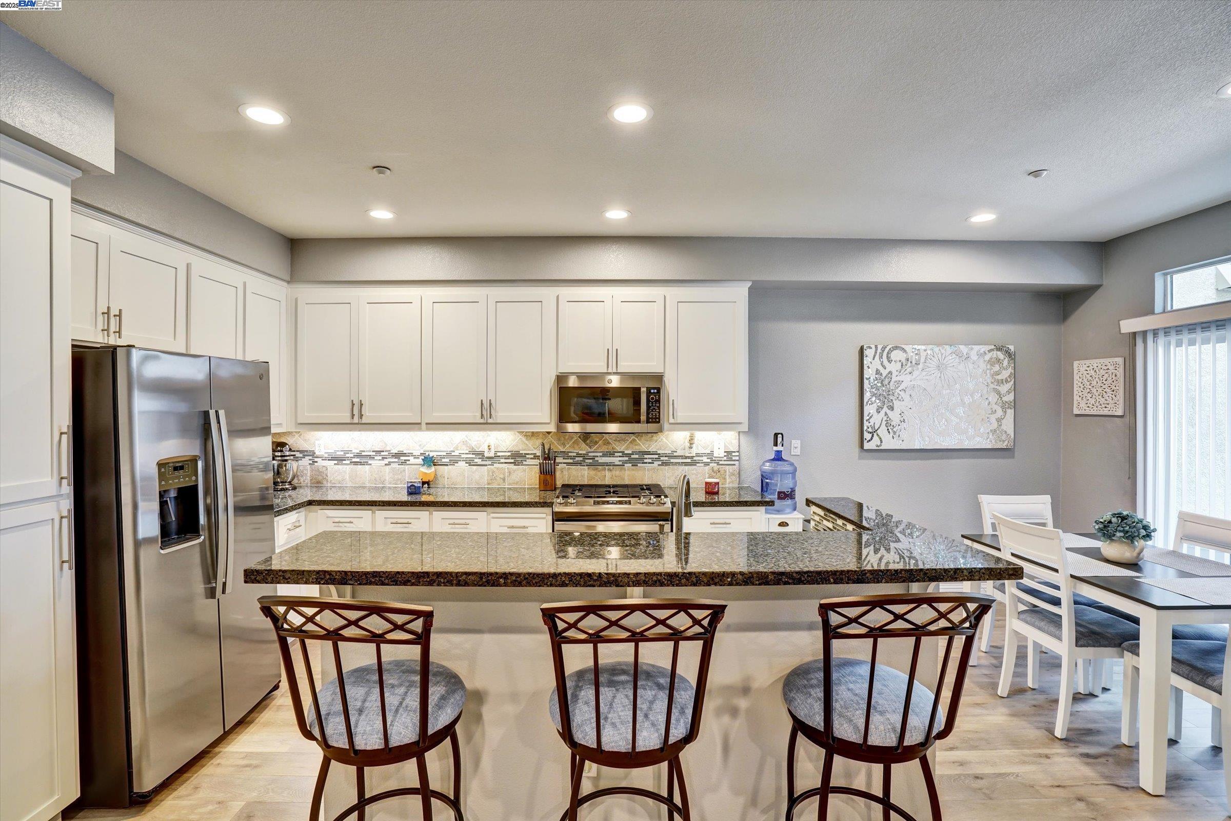 Photo #9: 41102322 Listing: Photo #9