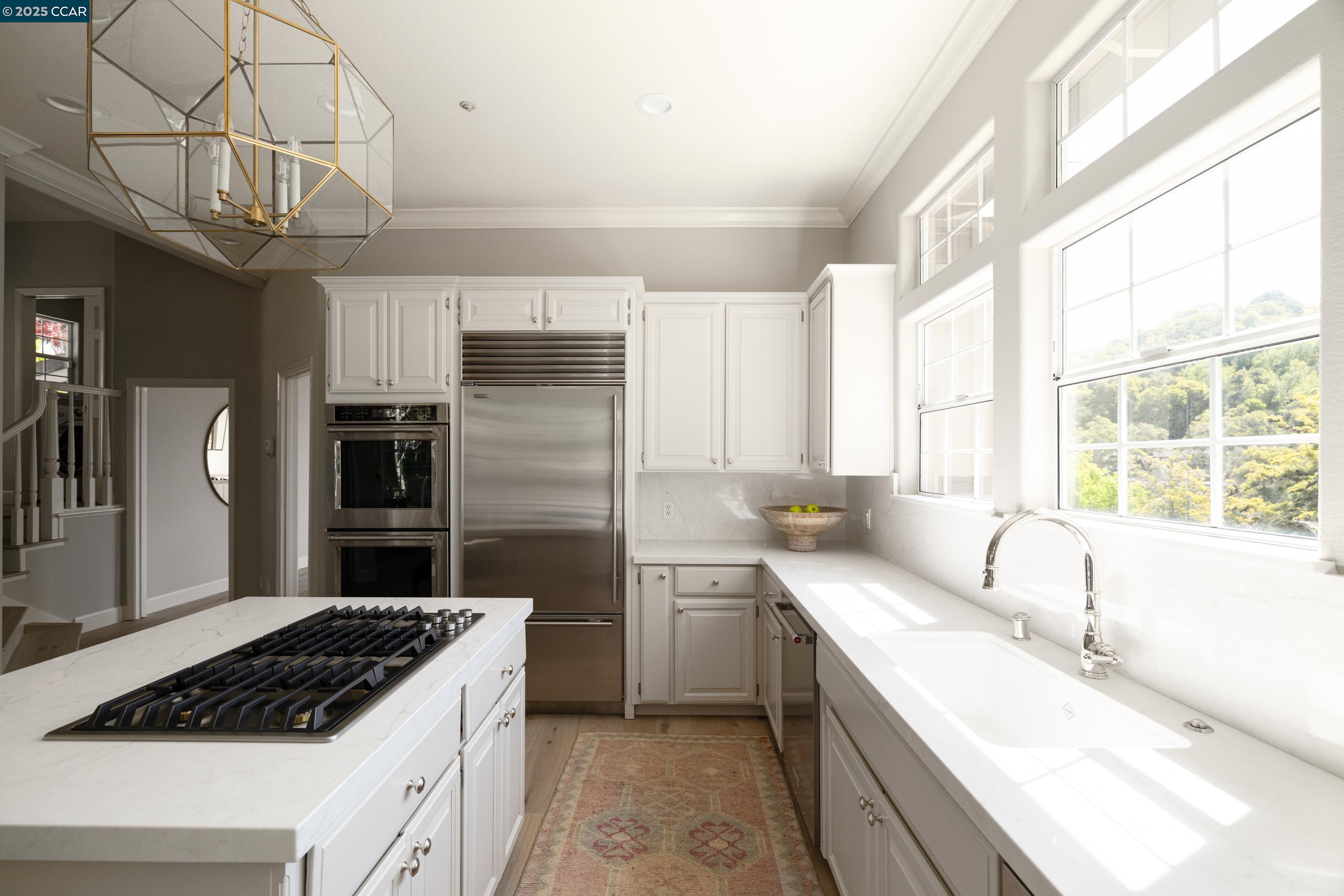 Detail Gallery Image 15 of 52 For 46 Merrill Circle N., Moraga,  CA 94556 - 5 Beds | 4/2 Baths
