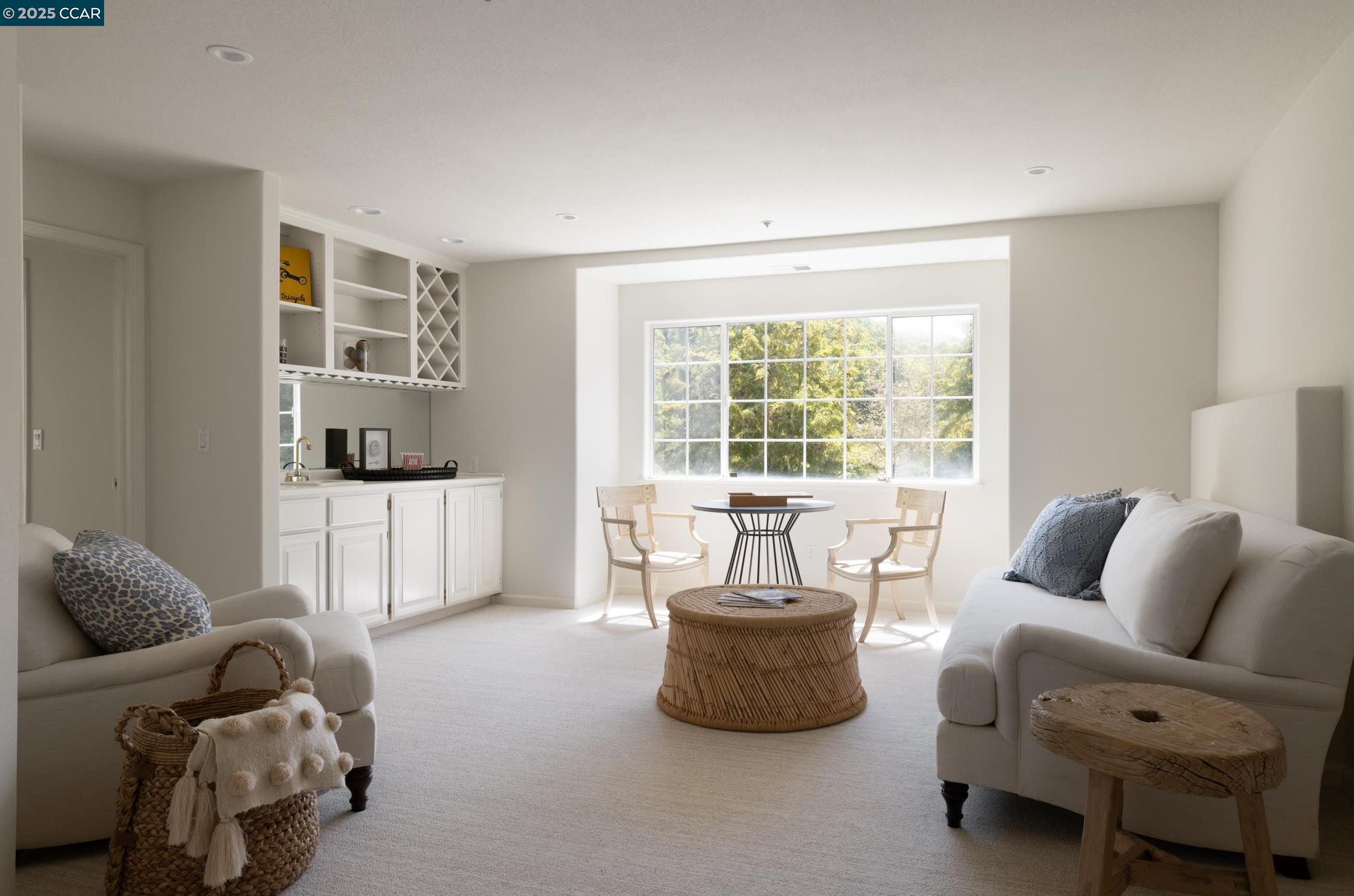 Detail Gallery Image 39 of 52 For 46 Merrill Circle N., Moraga,  CA 94556 - 5 Beds | 4/2 Baths