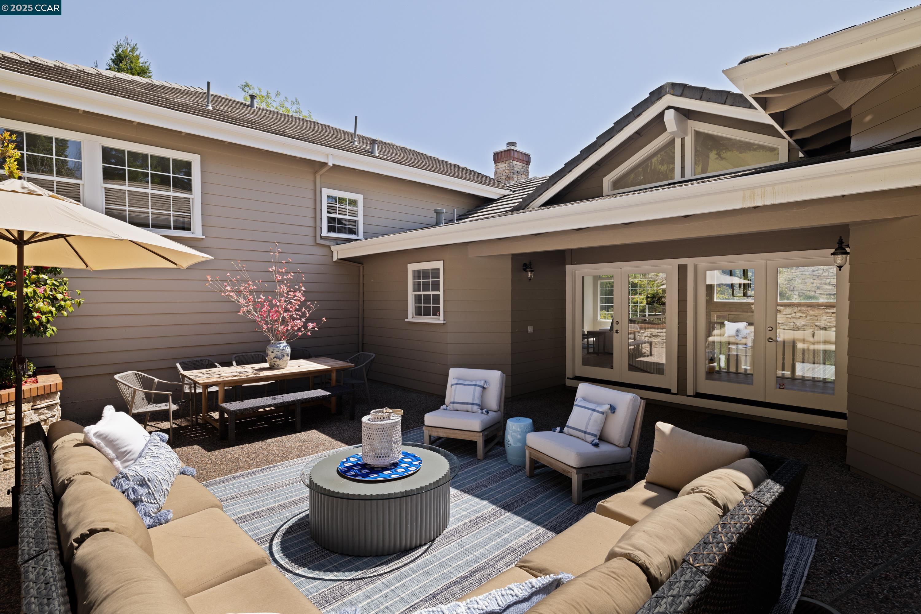 Detail Gallery Image 45 of 52 For 46 Merrill Circle N., Moraga,  CA 94556 - 5 Beds | 4/2 Baths