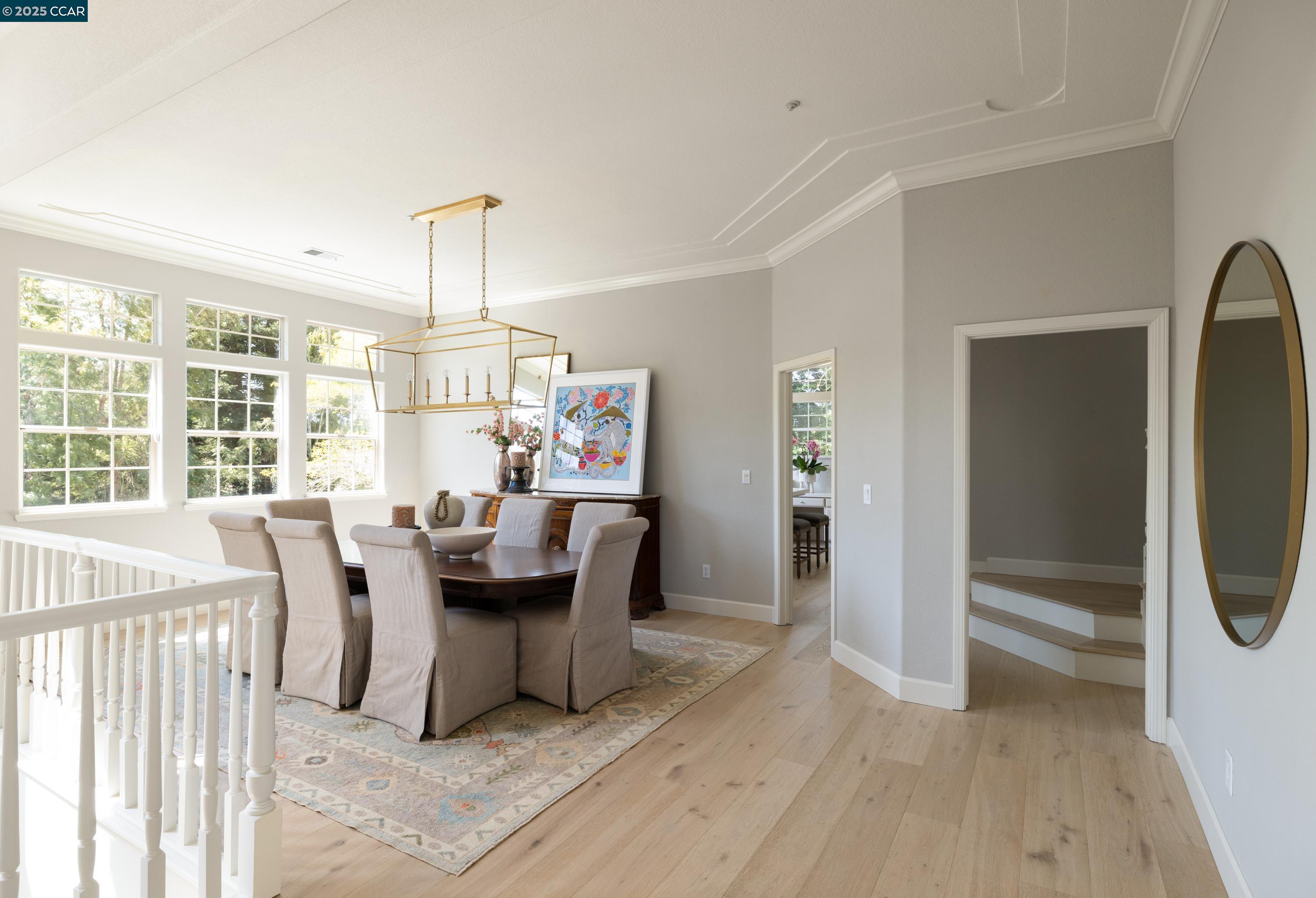 Detail Gallery Image 9 of 52 For 46 Merrill Circle N., Moraga,  CA 94556 - 5 Beds | 4/2 Baths