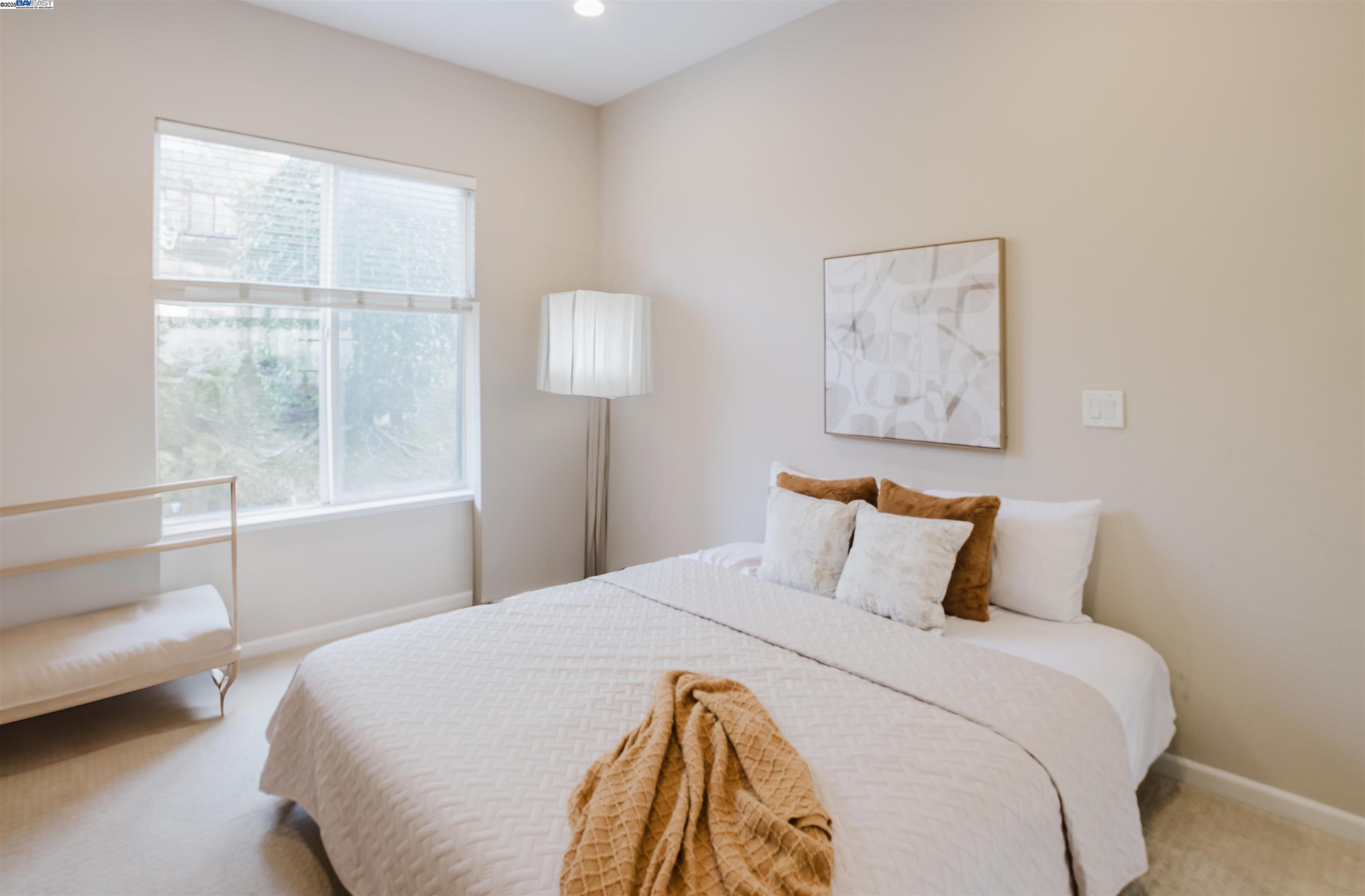 Detail Gallery Image 31 of 38 For 25657 Crestfield Dr, Castro Valley,  CA 94552 - 5 Beds | 3 Baths