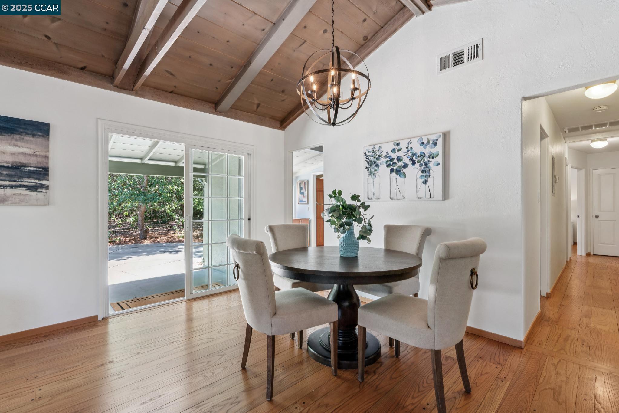 Detail Gallery Image 14 of 40 For 41 Heather Ln, Walnut Creek,  CA 94597 - 3 Beds | 1/1 Baths