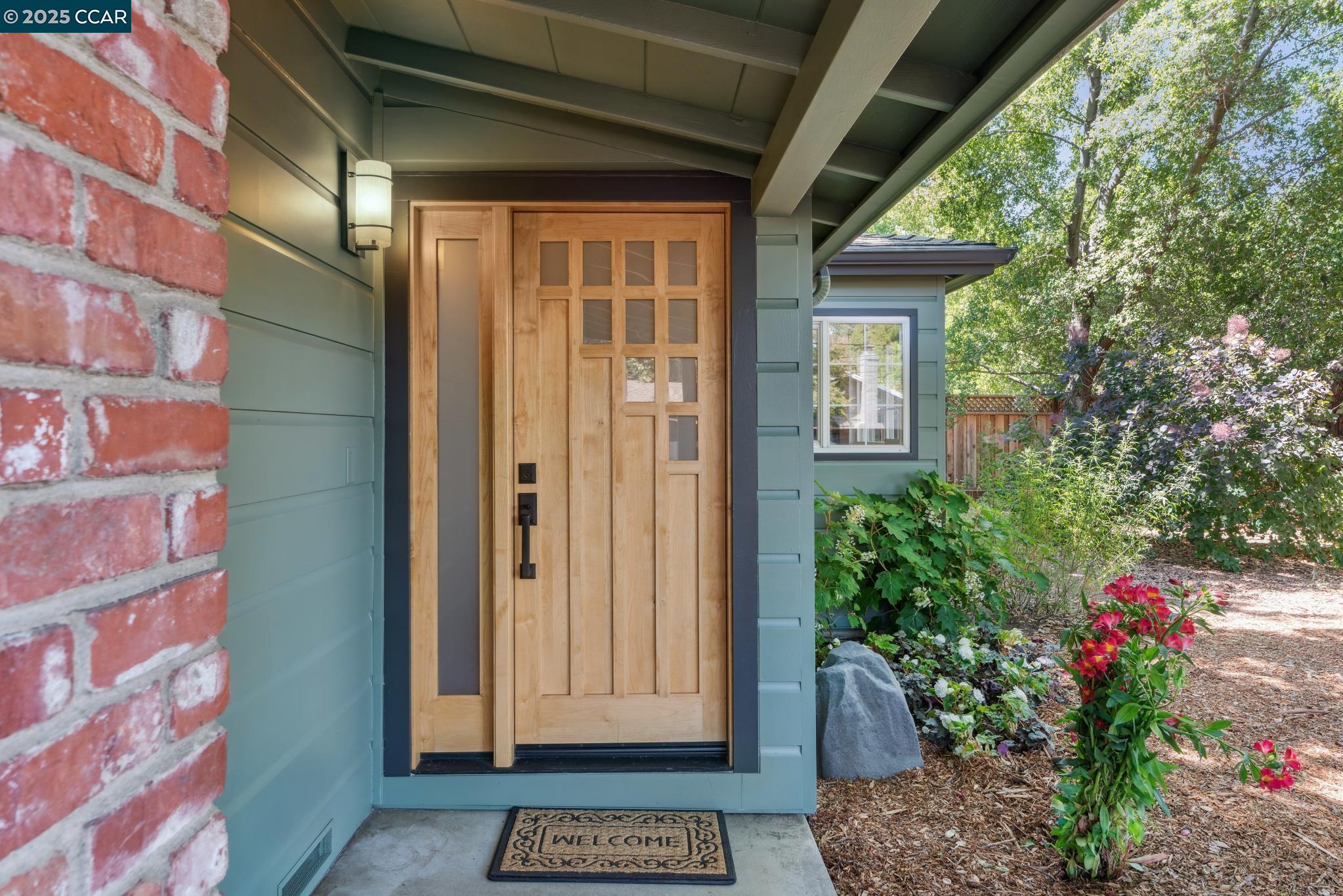 Detail Gallery Image 3 of 40 For 41 Heather Ln, Walnut Creek,  CA 94597 - 3 Beds | 1/1 Baths