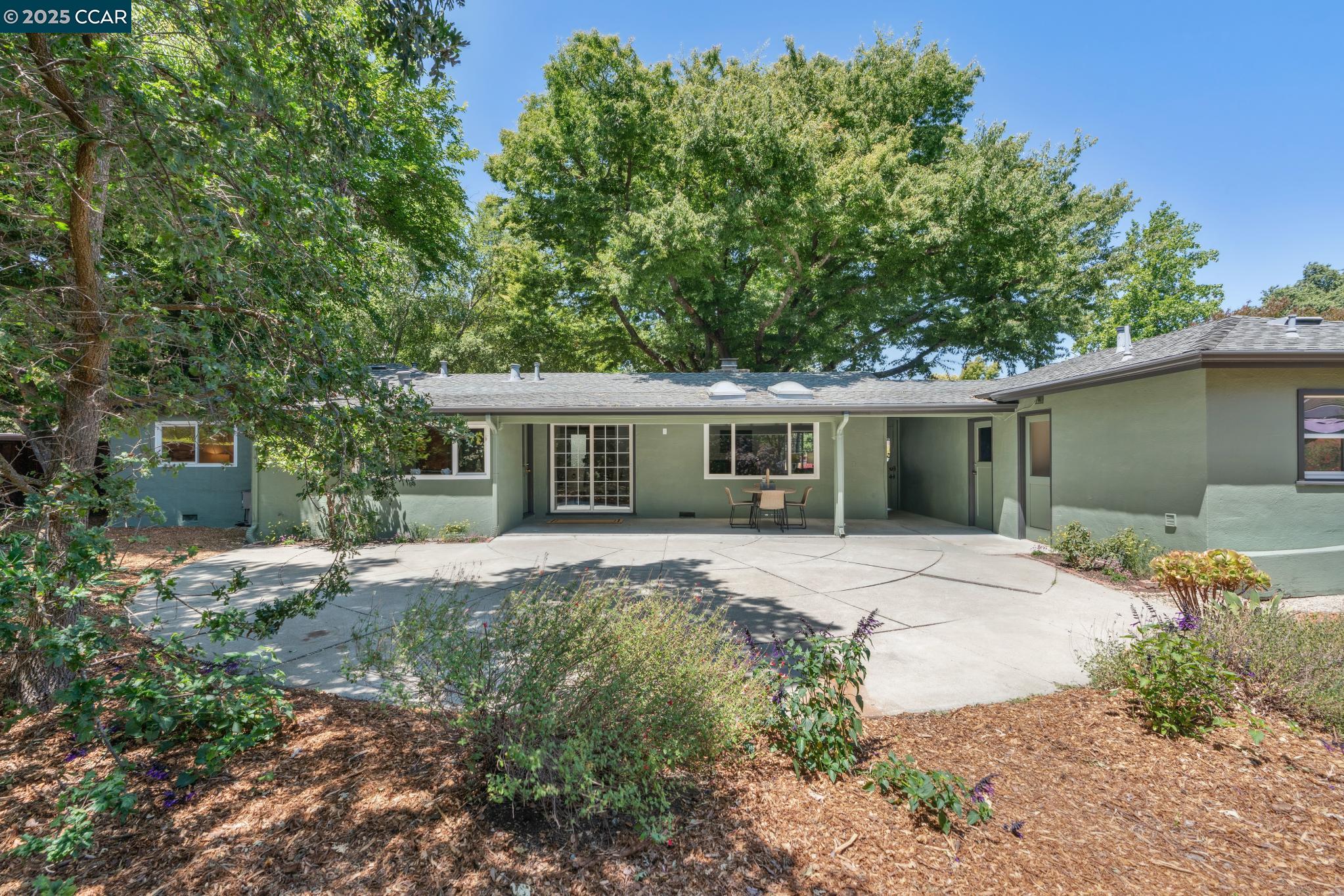 Detail Gallery Image 31 of 40 For 41 Heather Ln, Walnut Creek,  CA 94597 - 3 Beds | 1/1 Baths