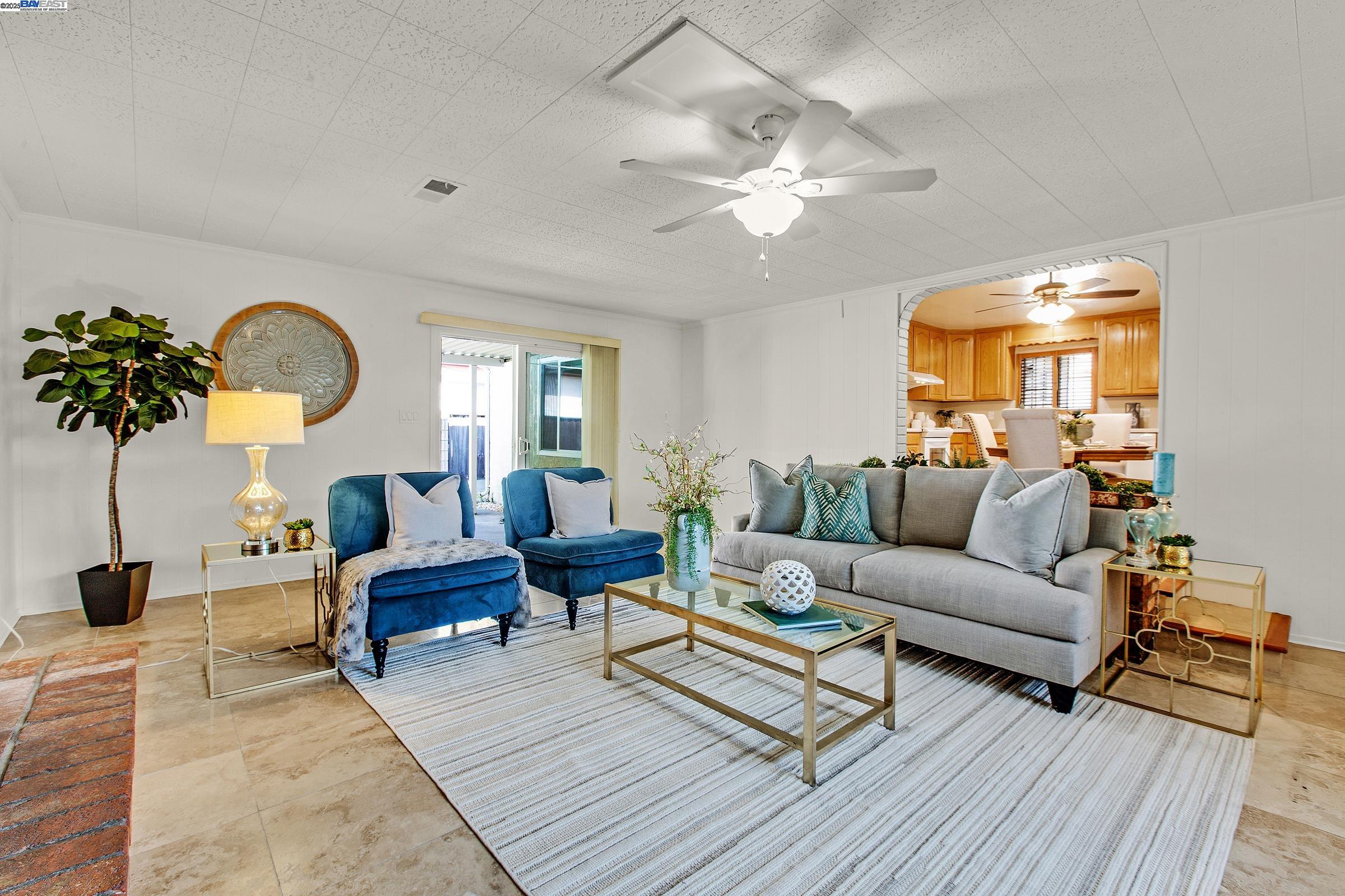 Detail Gallery Image 14 of 33 For 26623 Eldridge Ave, Hayward,  CA 94544-3725 - 3 Beds | 2 Baths