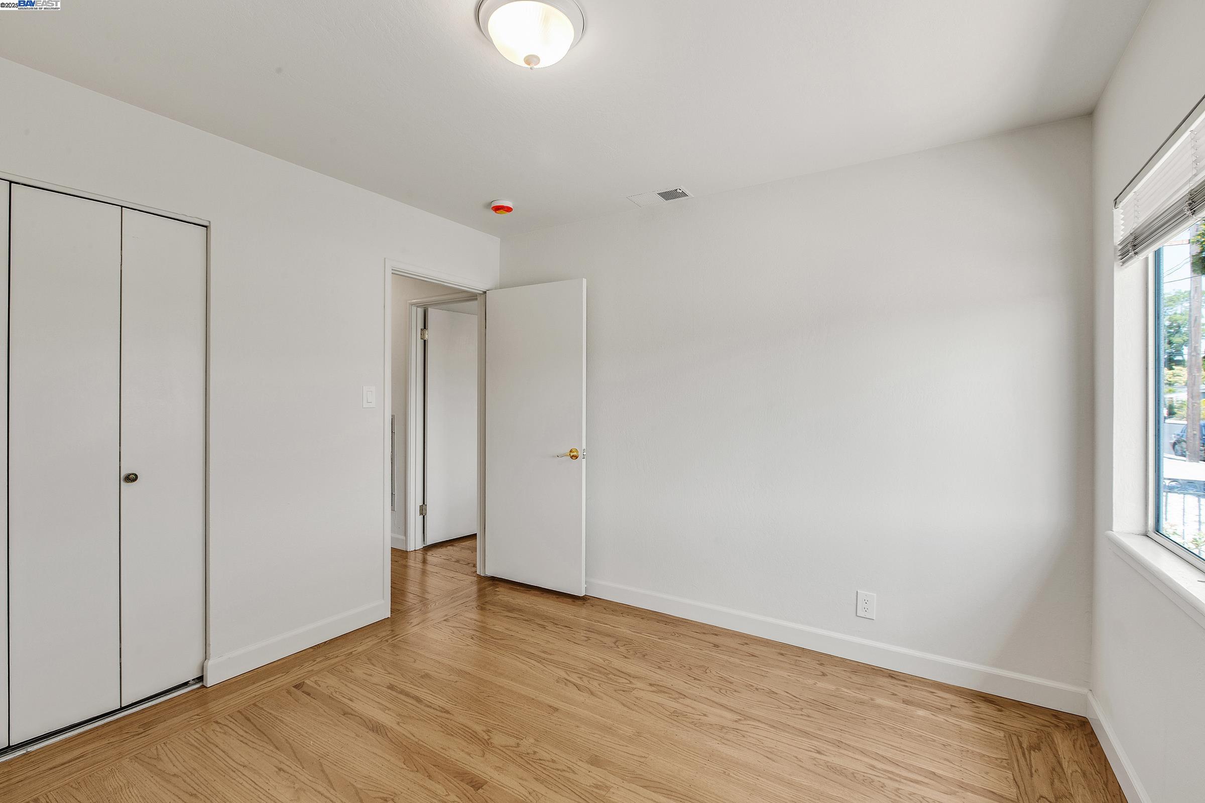 Detail Gallery Image 25 of 33 For 26623 Eldridge Ave, Hayward,  CA 94544-3725 - 3 Beds | 2 Baths