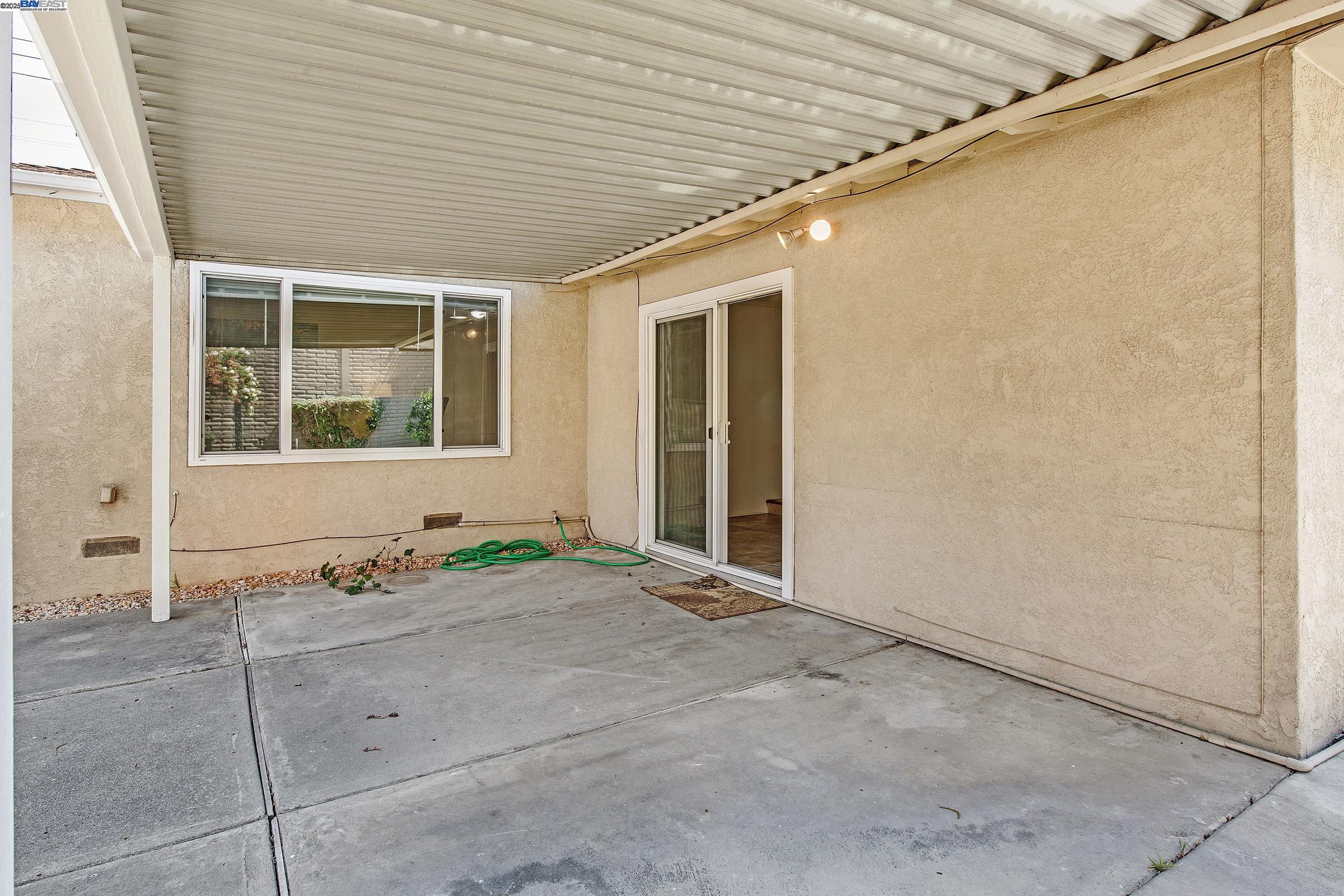 Detail Gallery Image 29 of 33 For 26623 Eldridge Ave, Hayward,  CA 94544-3725 - 3 Beds | 2 Baths