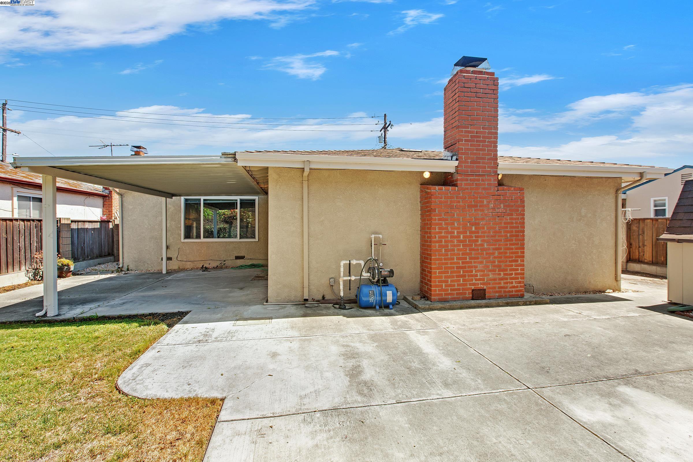 Detail Gallery Image 31 of 33 For 26623 Eldridge Ave, Hayward,  CA 94544-3725 - 3 Beds | 2 Baths