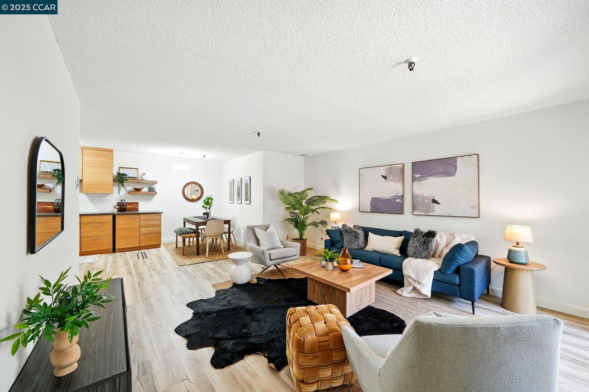 MLS: 41102333 Condo For Sale