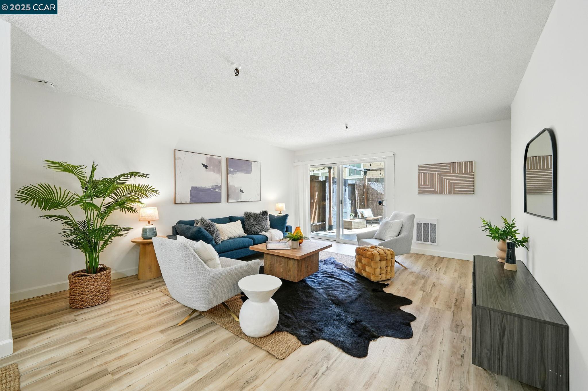 Detail Gallery Image 11 of 21 For 325 Lenox Ave #104,  Oakland,  CA 94610 - 1 Beds | 1 Baths