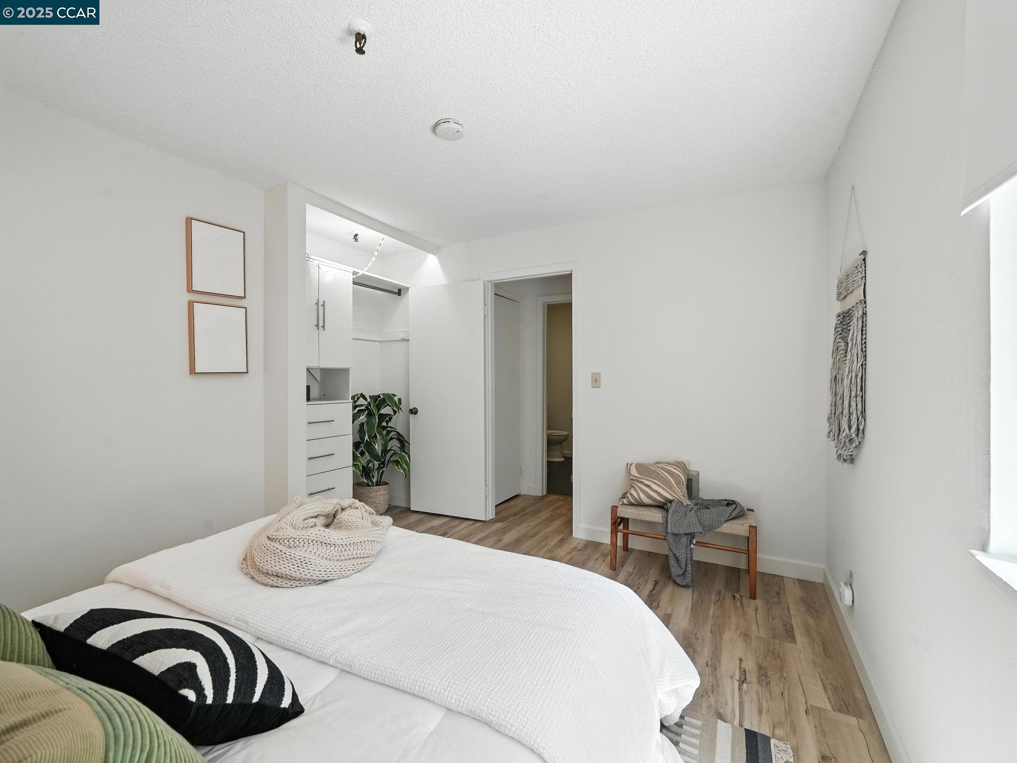 Detail Gallery Image 17 of 21 For 325 Lenox Ave #104,  Oakland,  CA 94610 - 1 Beds | 1 Baths