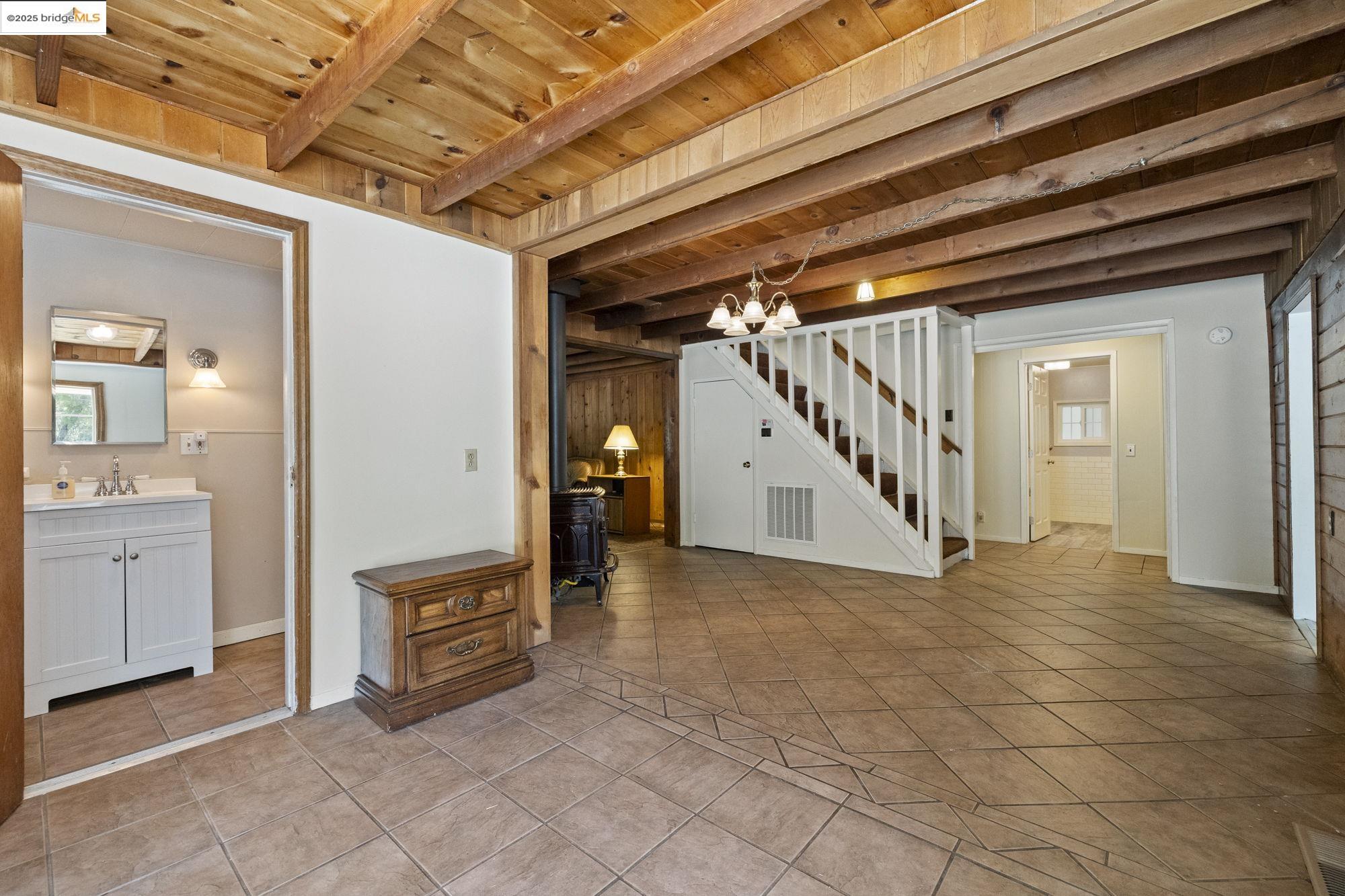 Detail Gallery Image 12 of 56 For 11785 Powderhouse Street, Groveland,  CA 95321 - 5 Beds | 2 Baths