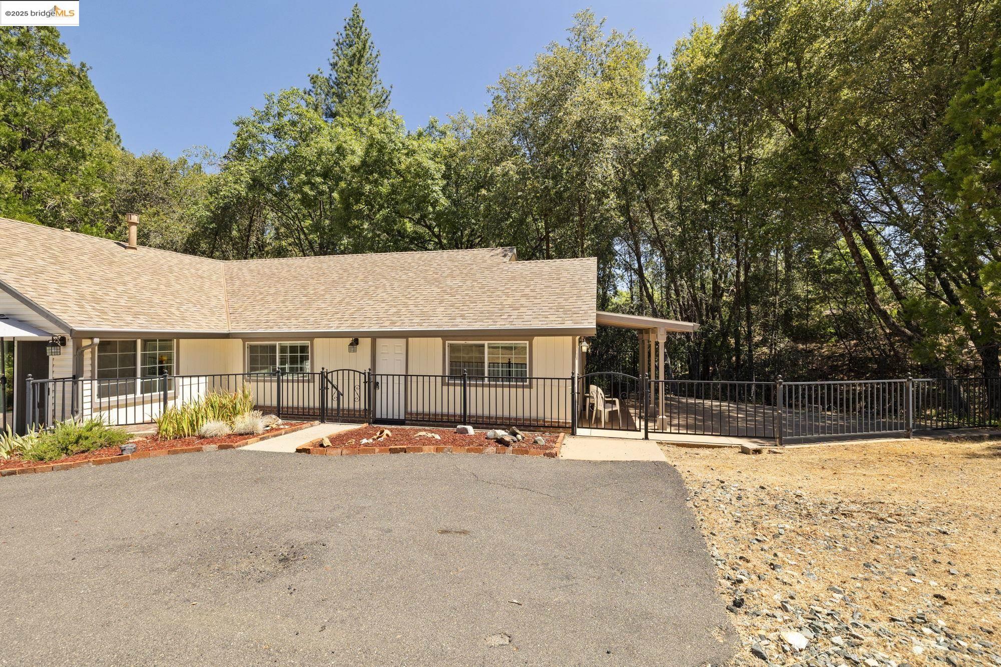 Detail Gallery Image 40 of 56 For 11785 Powderhouse Street, Groveland,  CA 95321 - 5 Beds | 2 Baths