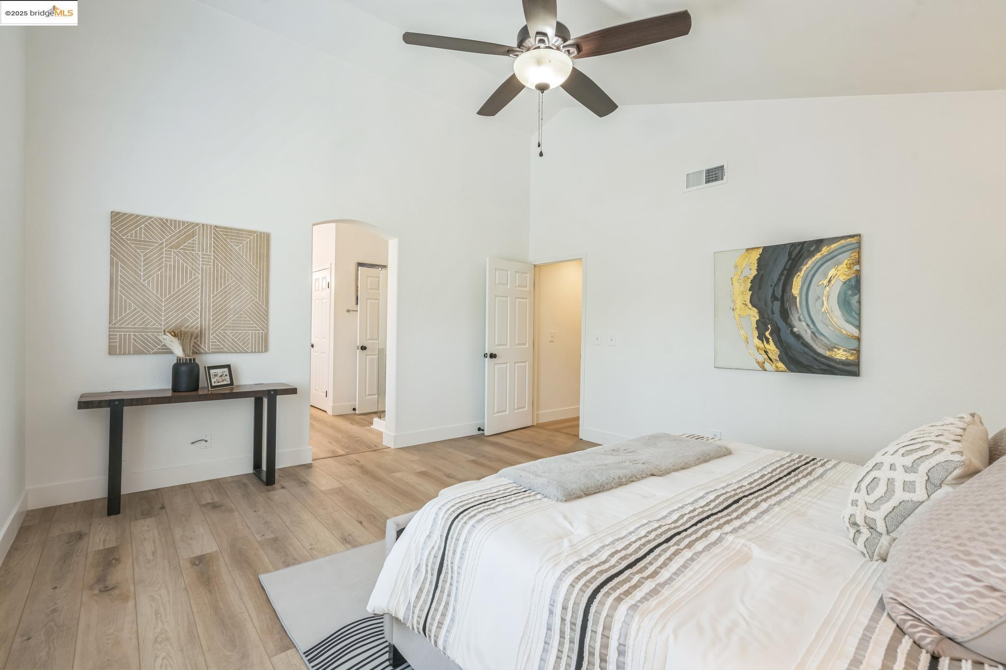 Detail Gallery Image 16 of 28 For 920 Woodsong, Brentwood,  CA 94513 - 4 Beds | 3 Baths