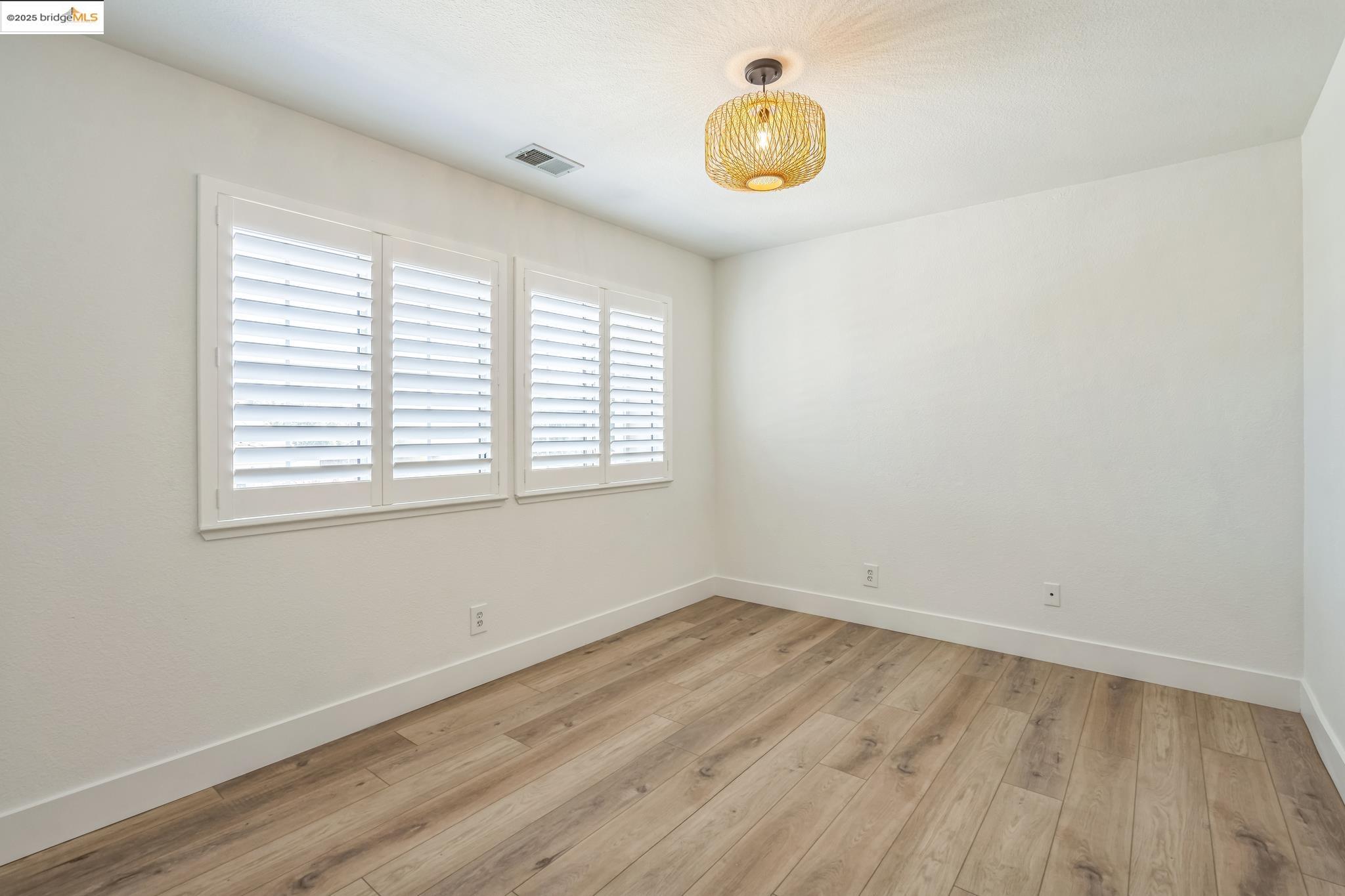 Detail Gallery Image 24 of 28 For 920 Woodsong, Brentwood,  CA 94513 - 4 Beds | 3 Baths