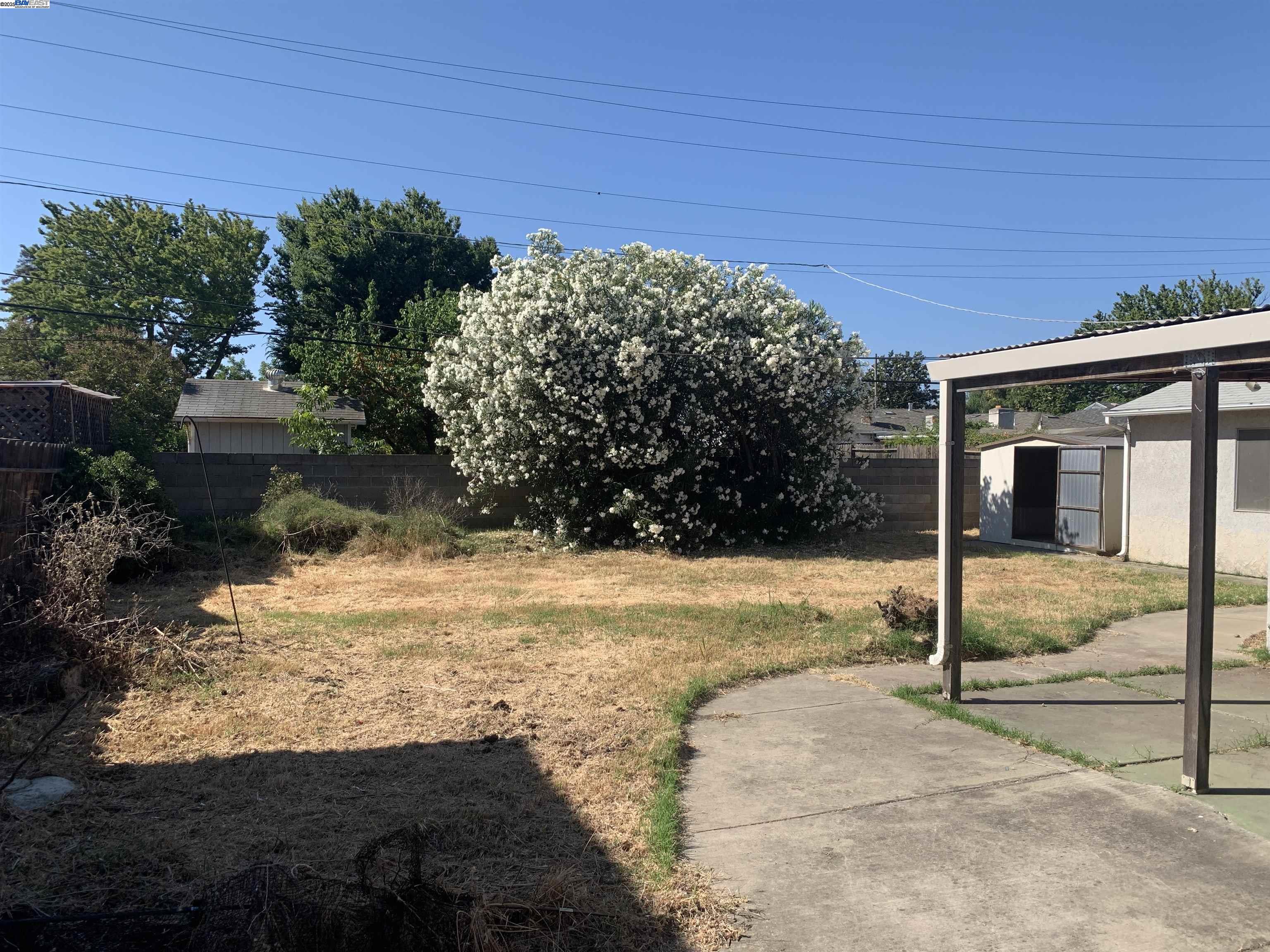 Detail Gallery Image 19 of 26 For 1526 W Monterey Ave, Stockton,  CA 95204 - 3 Beds | 1 Baths