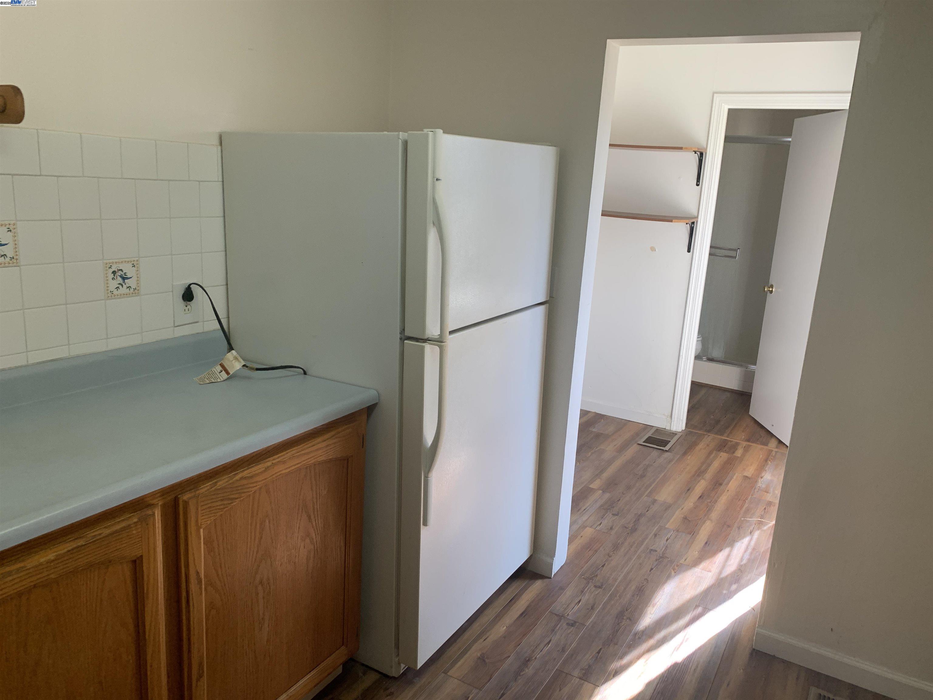 Detail Gallery Image 10 of 26 For 1526 W Monterey Ave, Stockton,  CA 95204 - 3 Beds | 1 Baths