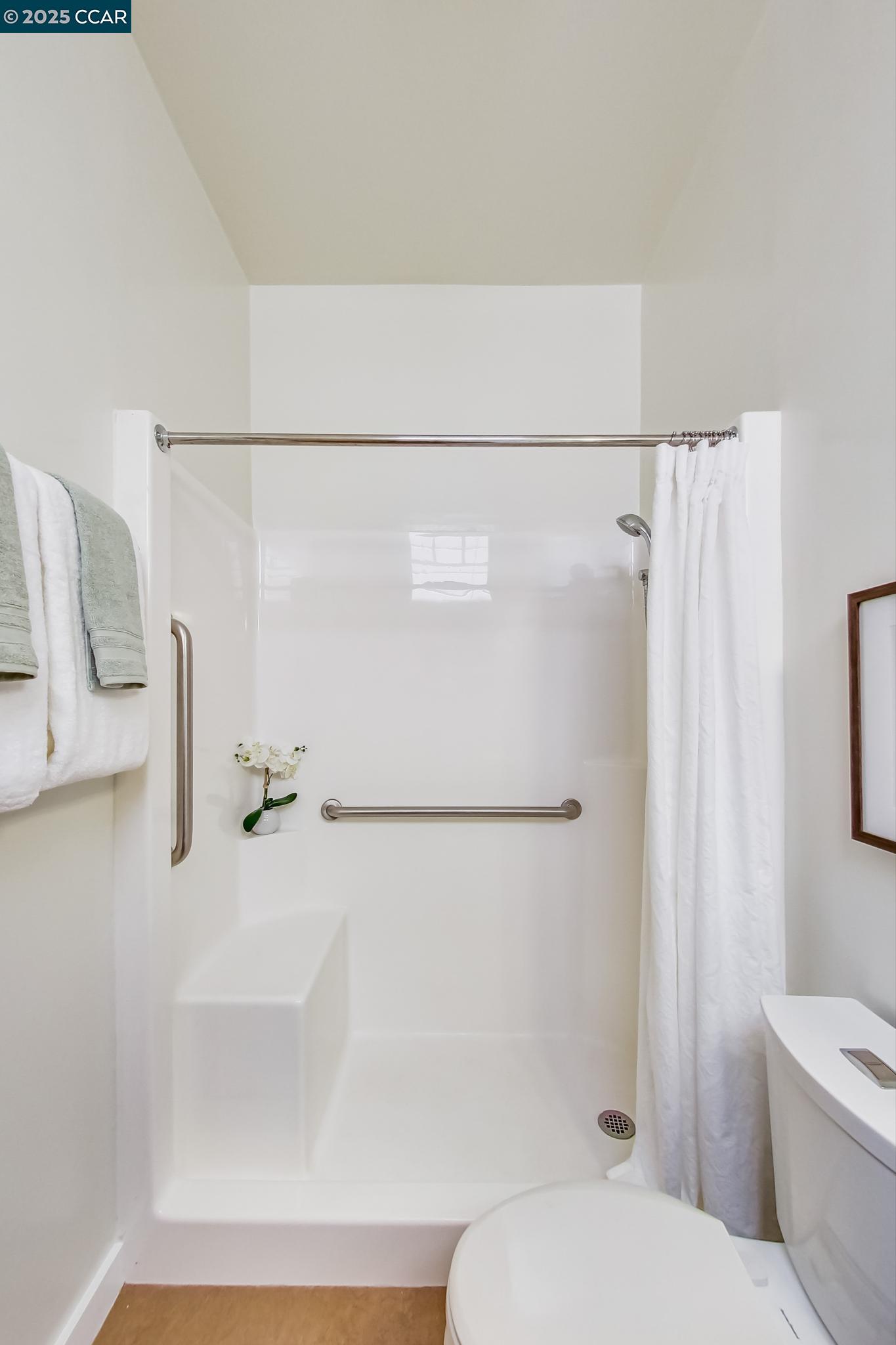 Detail Gallery Image 43 of 55 For 634 22nd St, Oakland,  CA 94612 - 5 Beds | 3/1 Baths