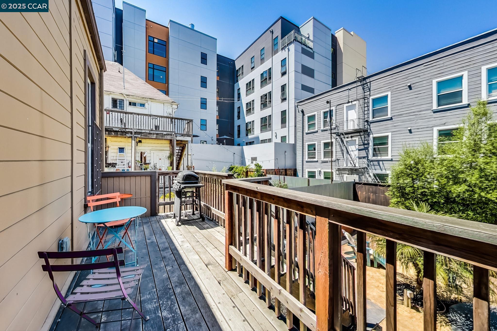 Detail Gallery Image 50 of 55 For 634 22nd St, Oakland,  CA 94612 - 5 Beds | 3/1 Baths
