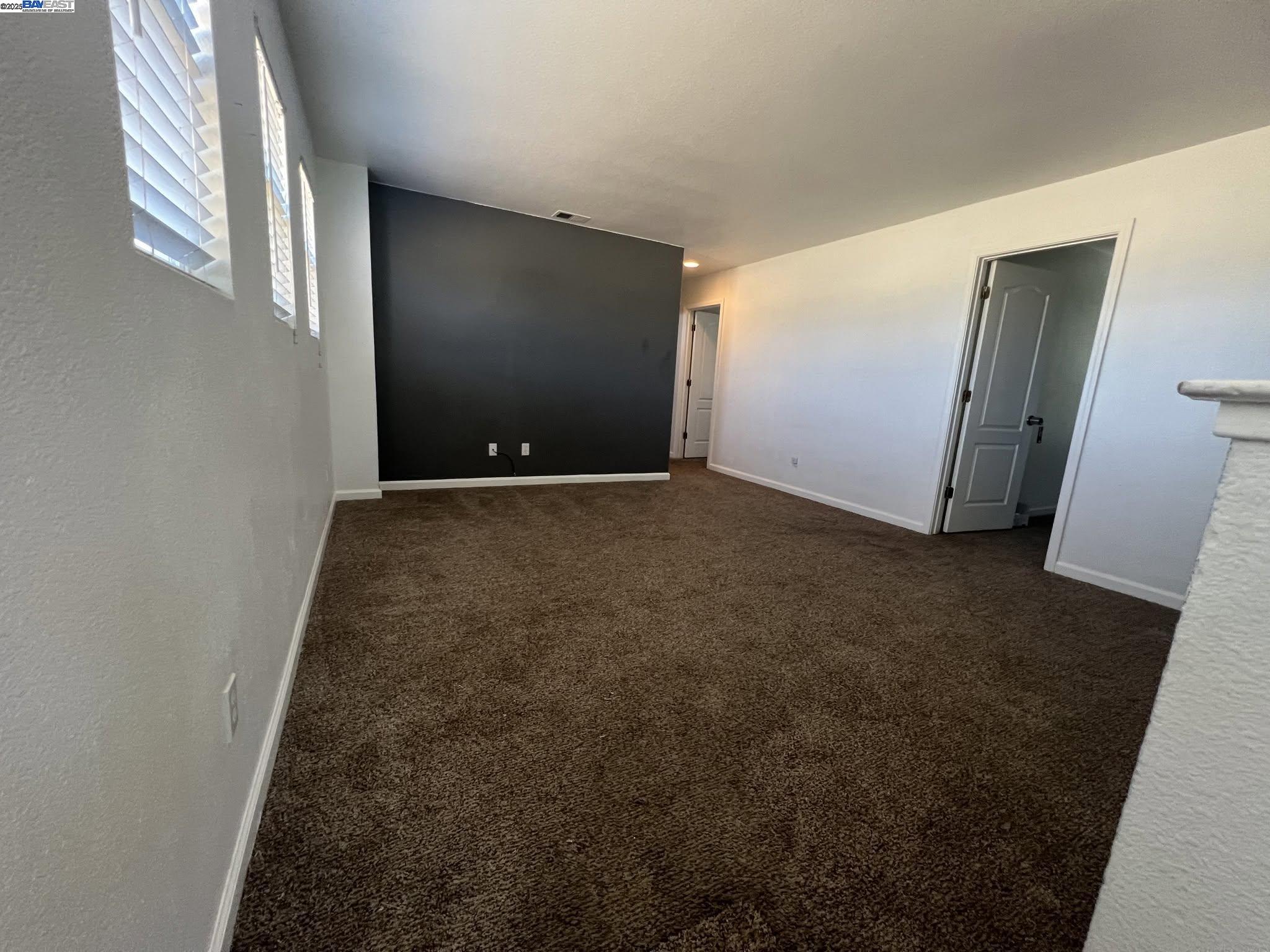 Detail Gallery Image 11 of 23 For 3127 Puffin Cir, Fairfield,  CA 94533 - 4 Beds | 2/1 Baths