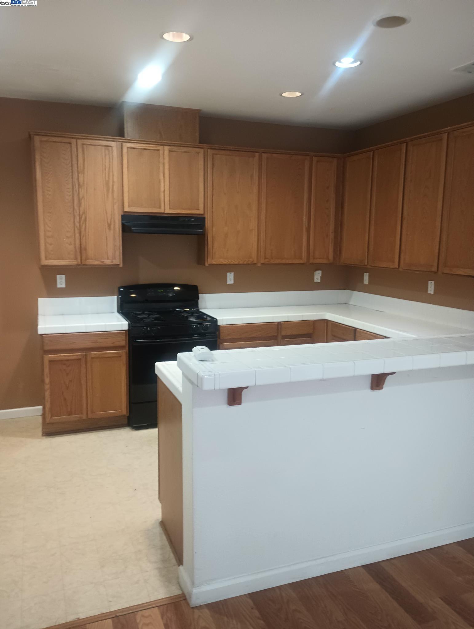 3127 Puffin Cir, Fairfield, California 94533, 4 Bedrooms Bedrooms, 9 Rooms Rooms,2 BathroomsBathrooms,Residential Lease,For Rent,3127 Puffin Cir,41102355