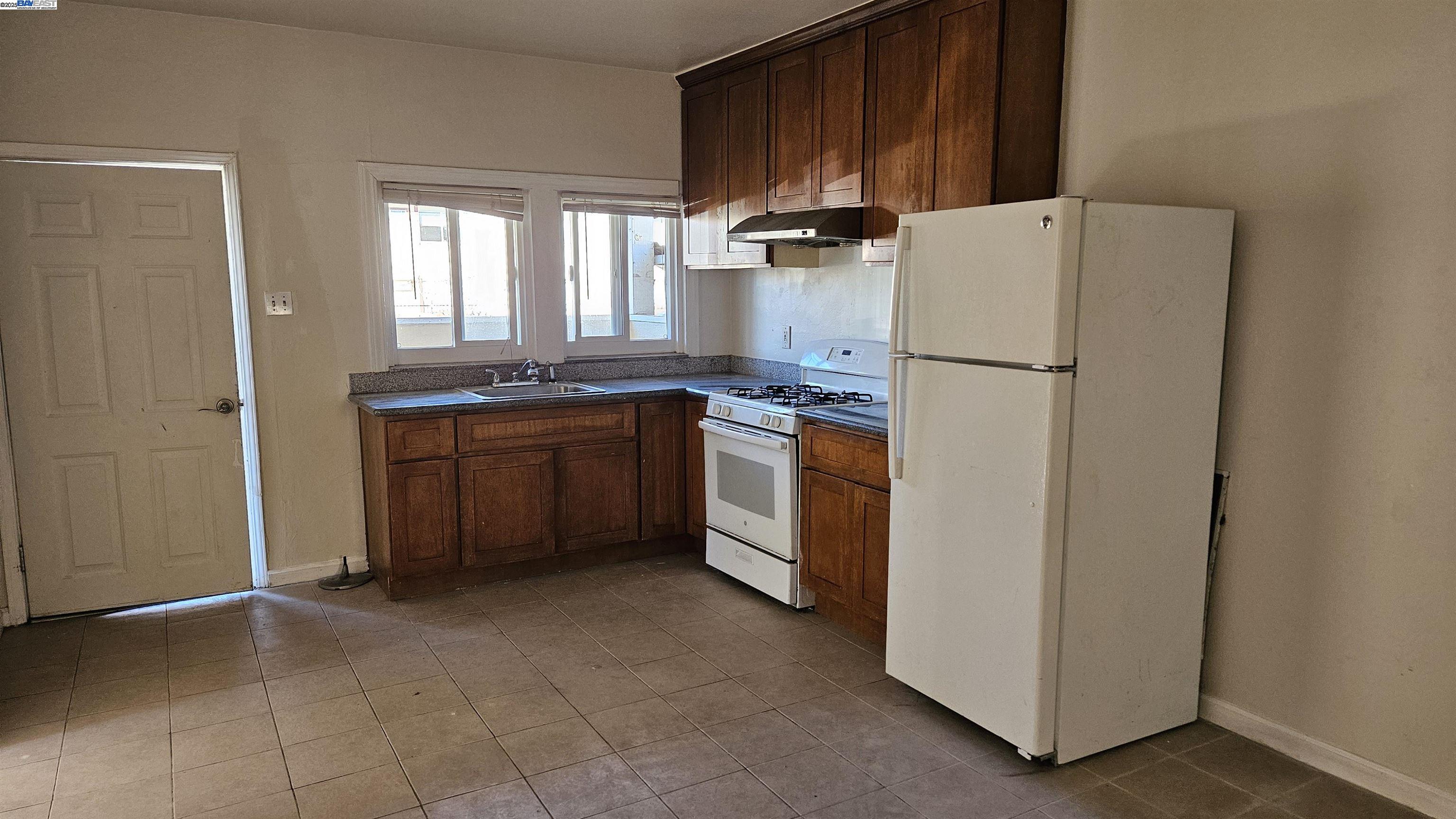 Detail Gallery Image 13 of 14 For 1510 165th Ave, San Leandro,  CA 94578 - – Beds | – Baths