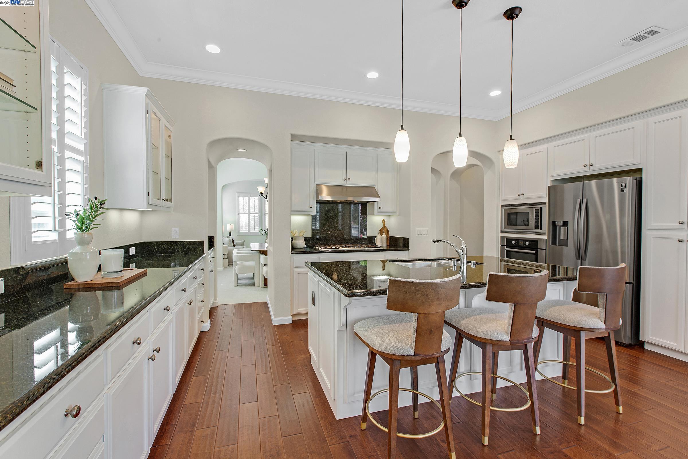 Detail Gallery Image 11 of 37 For 5434 Belarus St, Danville,  CA 94506 - 3 Beds | 2 Baths