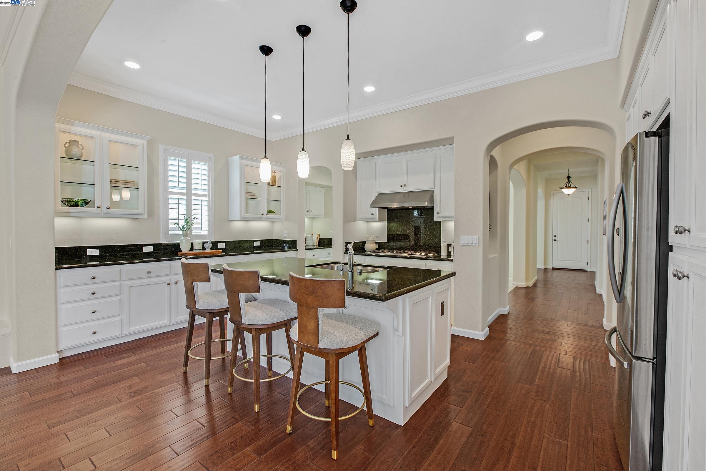 Detail Gallery Image 8 of 37 For 5434 Belarus St, Danville,  CA 94506 - 3 Beds | 2 Baths