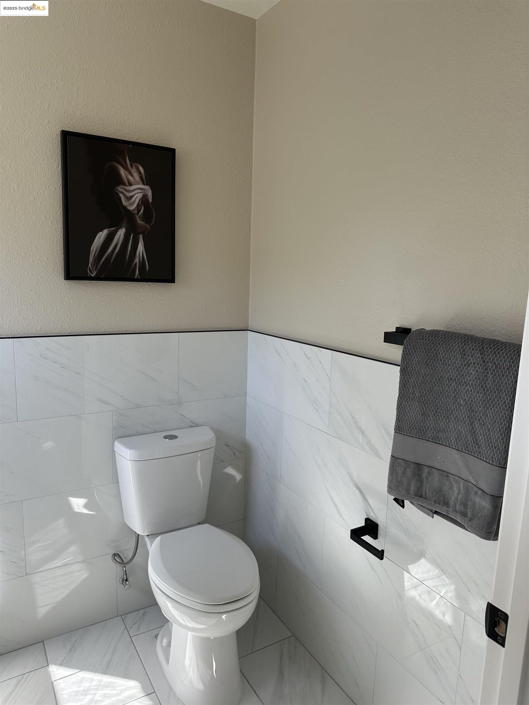 Detail Gallery Image 11 of 18 For 1868 Lynwood Dr, Concord,  CA 94519 - 3 Beds | 2 Baths