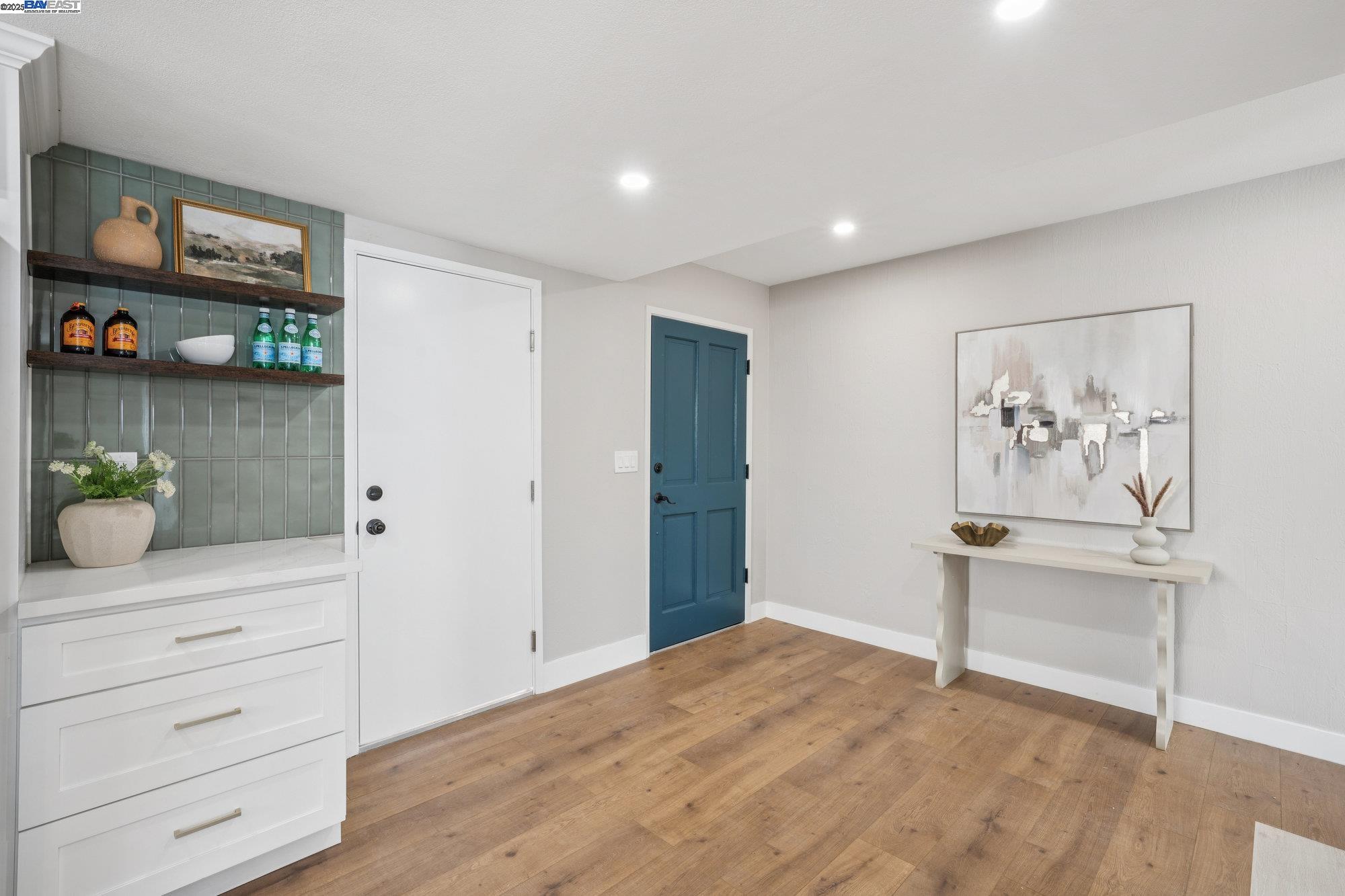 Detail Gallery Image 6 of 40 For 34709 Clover St, Union City,  CA 94587 - 3 Beds | 2 Baths