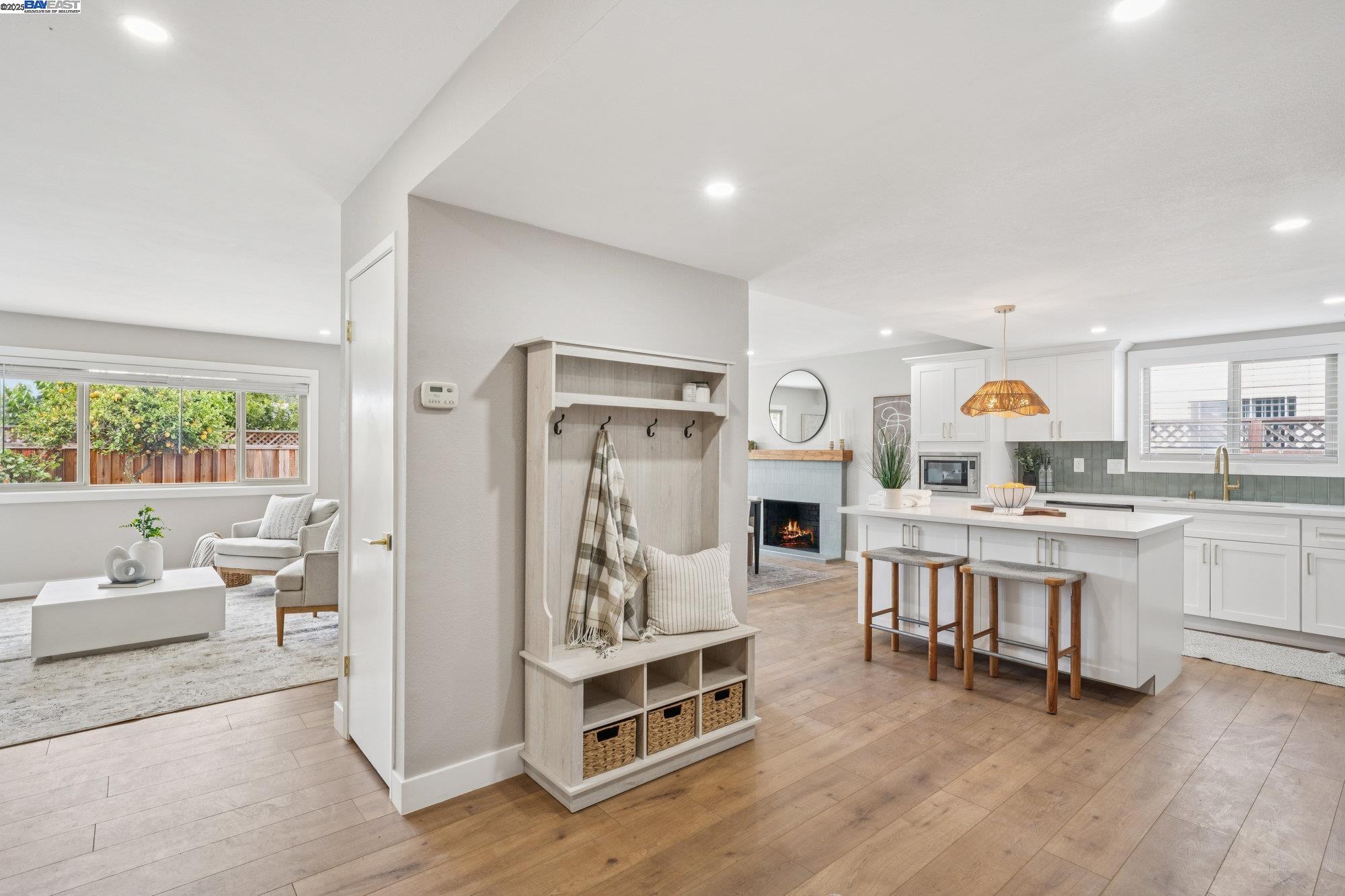 Detail Gallery Image 9 of 40 For 34709 Clover St, Union City,  CA 94587 - 3 Beds | 2 Baths