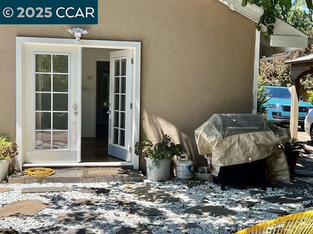 35.5 Kent Ct., Moraga, California 94553, 2 Bedrooms Bedrooms, 4 Rooms Rooms,1 BathroomBathrooms,Residential Lease,For Rent,35.5 Kent Ct.,41102363