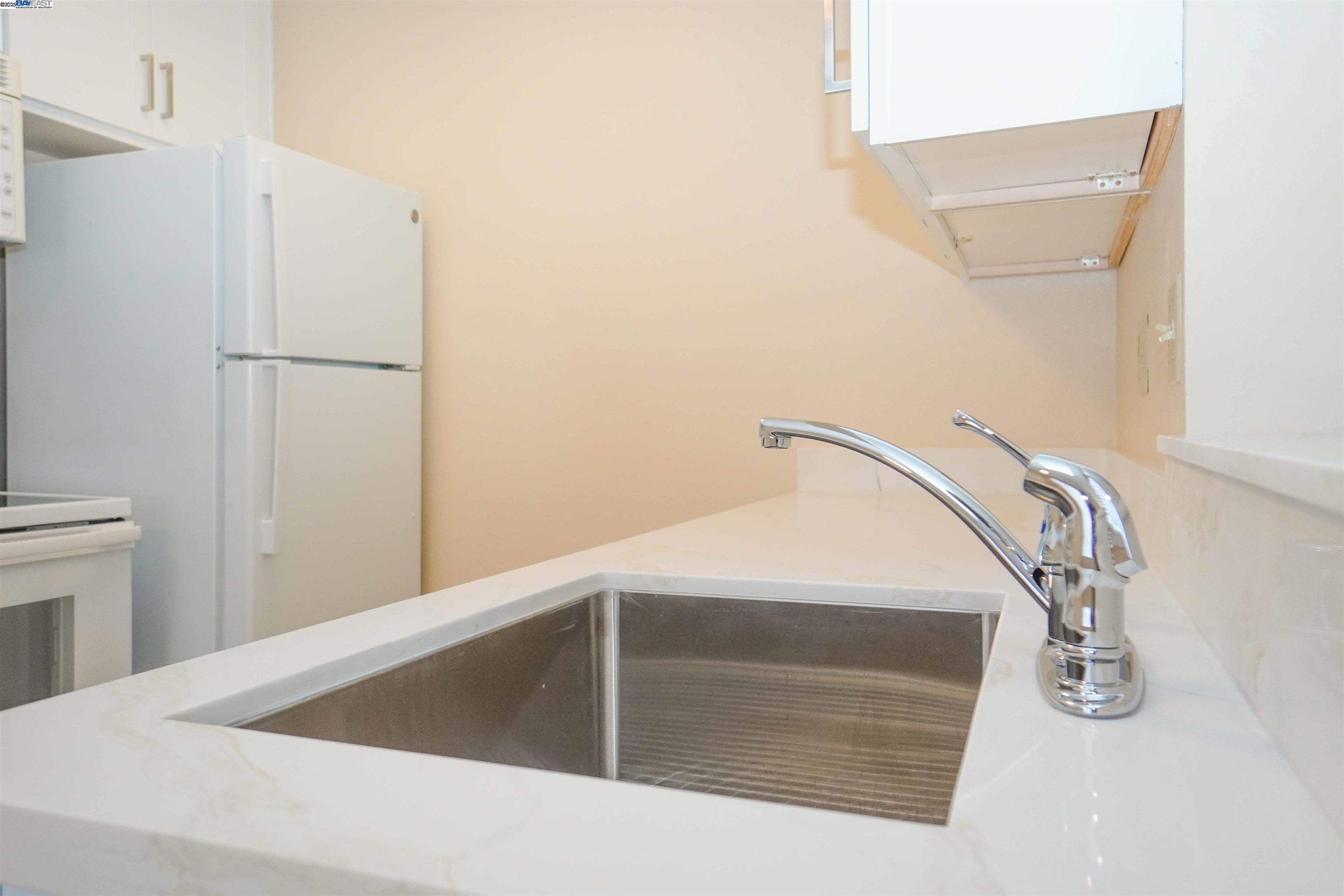 Detail Gallery Image 12 of 26 For 3670 Silver Oaks Way #E,  Livermore,  CA 94550 - 2 Beds | 2 Baths